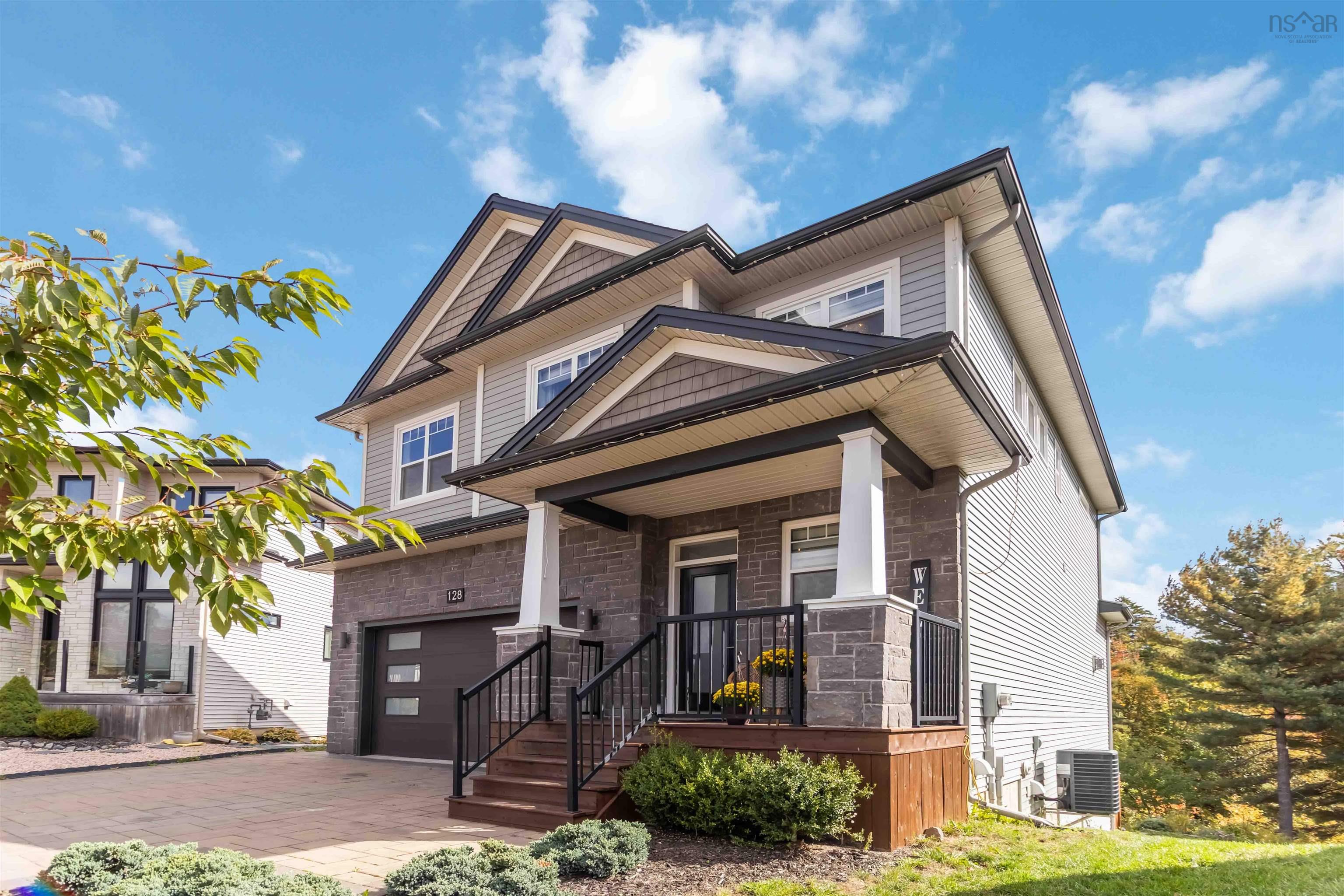 $1,239,000.00: 128 Innsbrook Way, Bedford