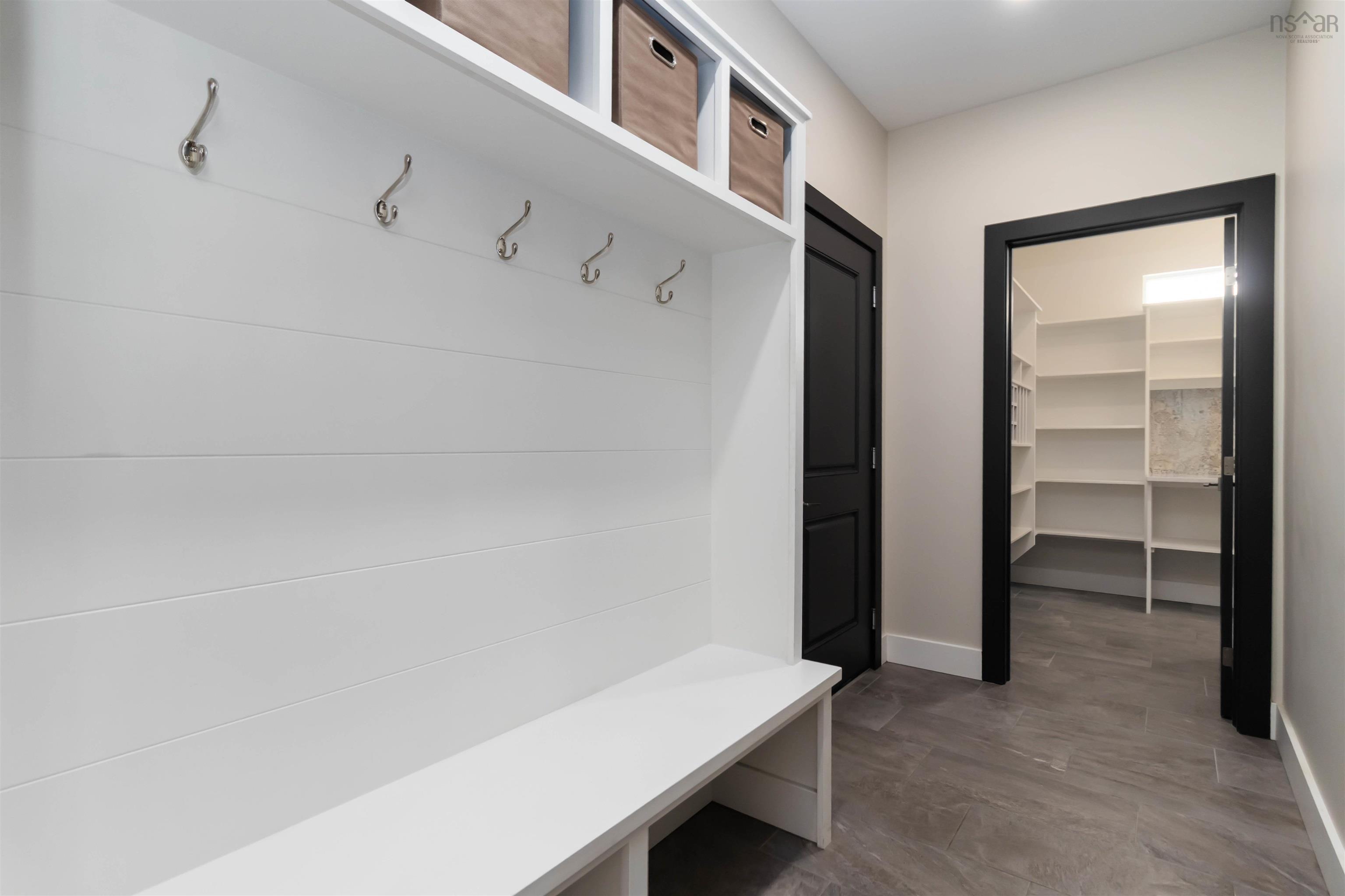 $1,239,000.00: 128 Innsbrook Way, Bedford