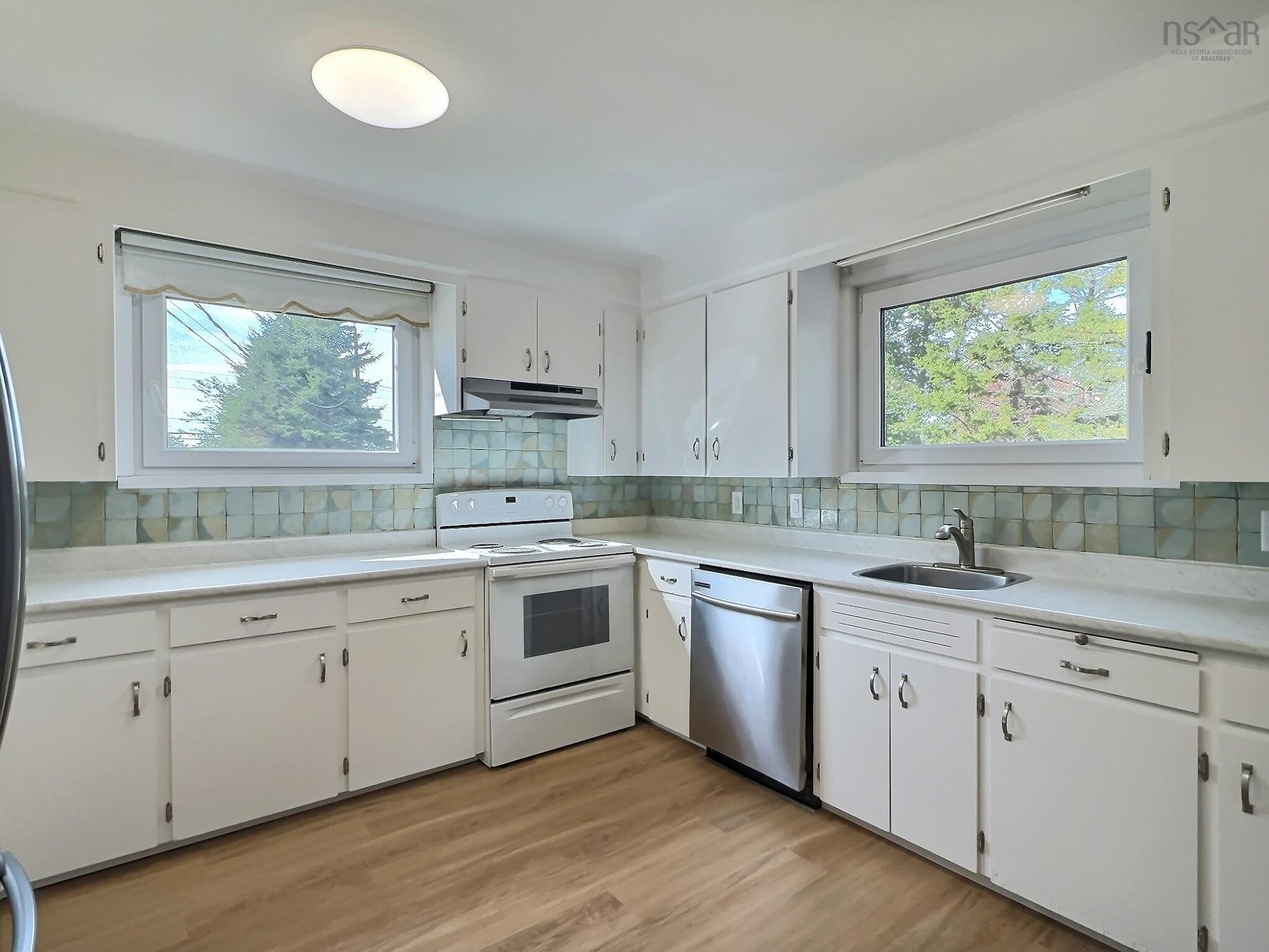 $549,000.00: 5 Pattillo Avenue, Truro