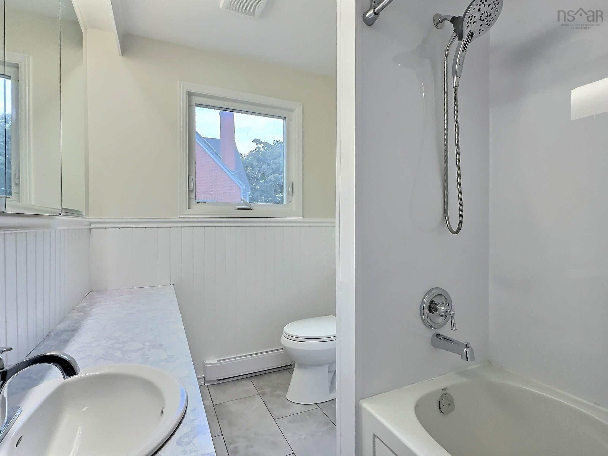 $549,000.00: 5 Pattillo Avenue, Truro