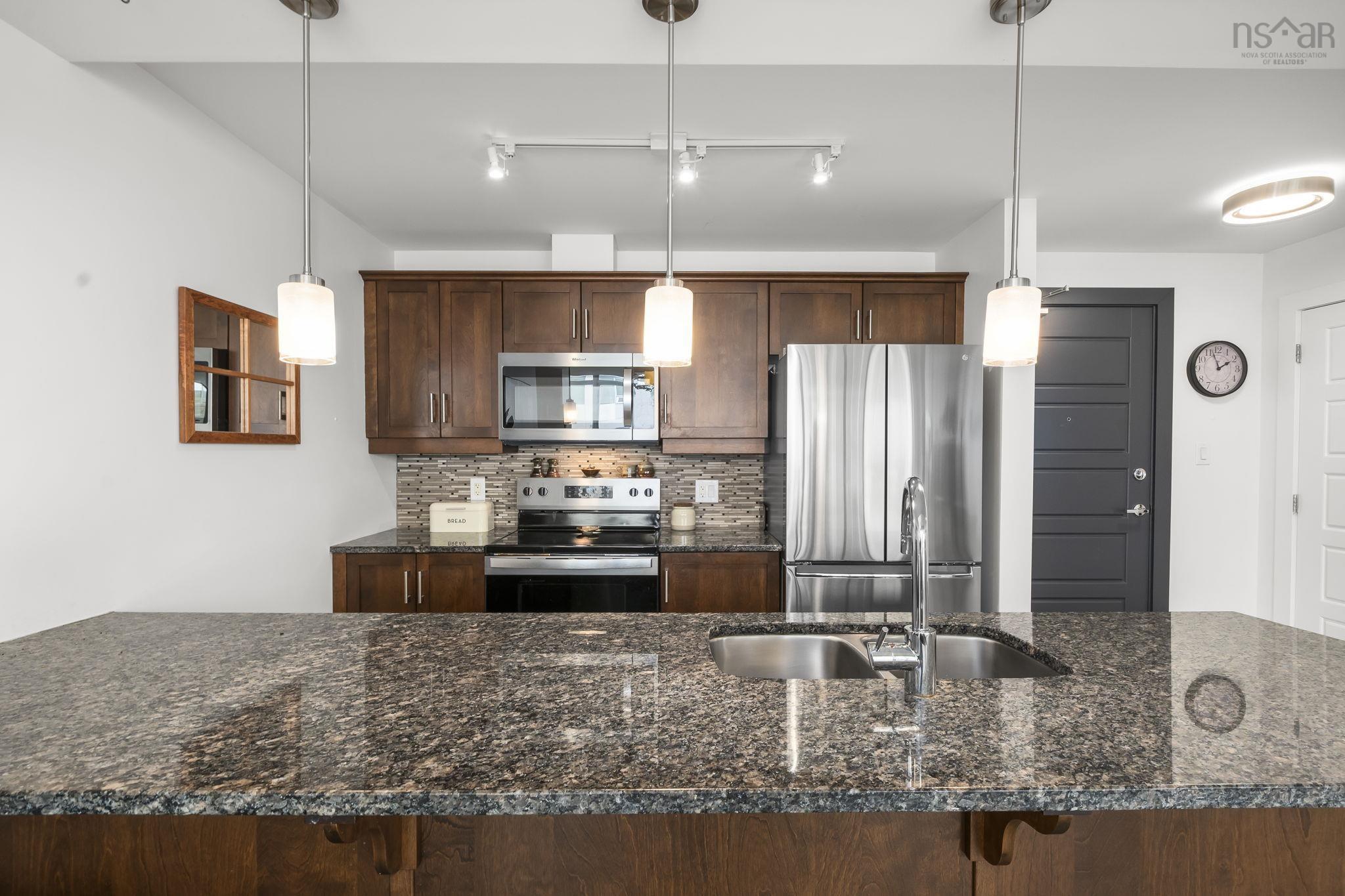 607 31 Kings Wharf Place, Dartmouth, NS (MLS 202525165)