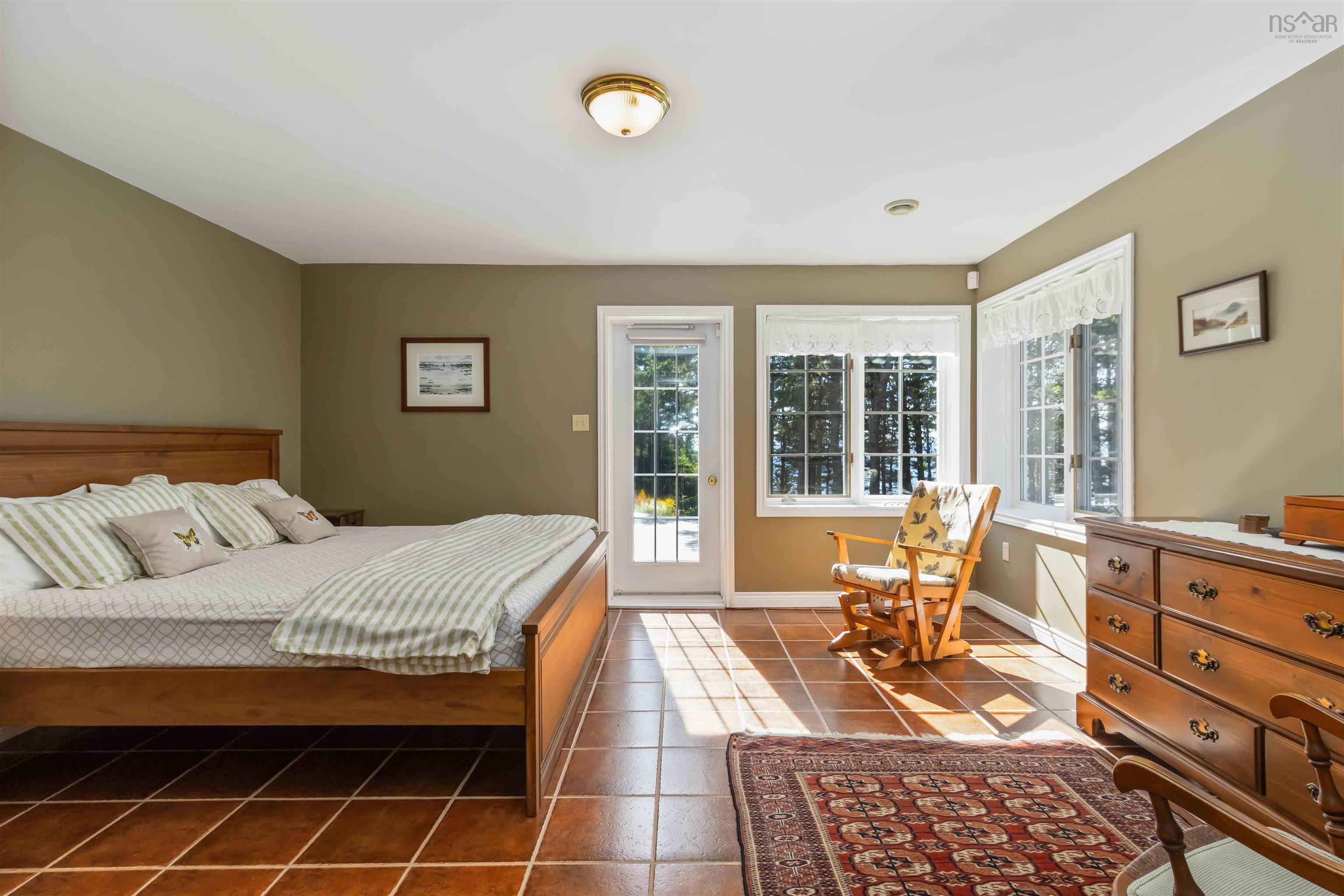 $899,000.00: 42 Pierce Point Road, Western Head