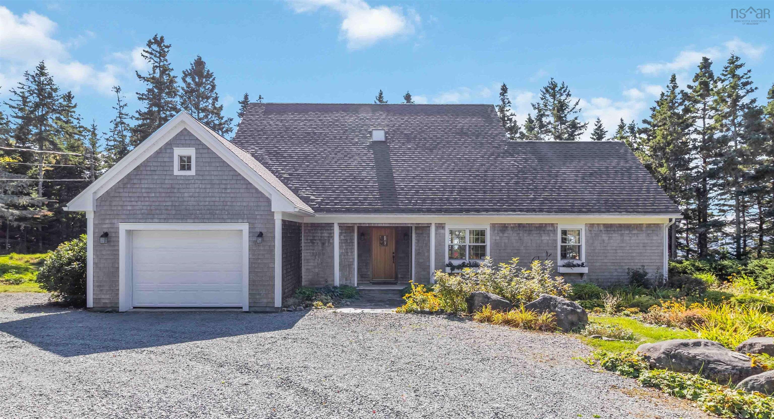 $899,000.00: 42 Pierce Point Road, Western Head