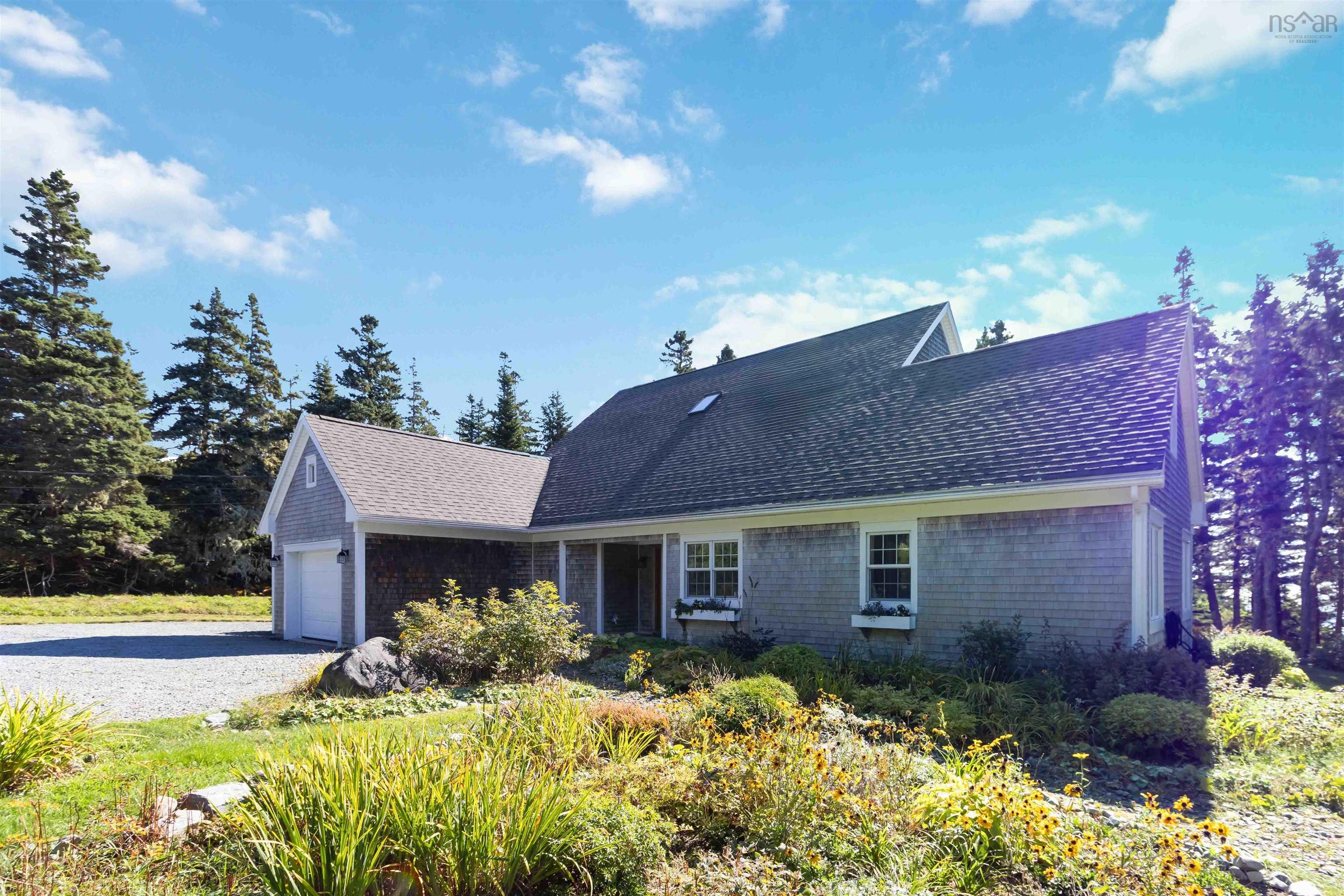 $899,000.00: 42 Pierce Point Road, Western Head