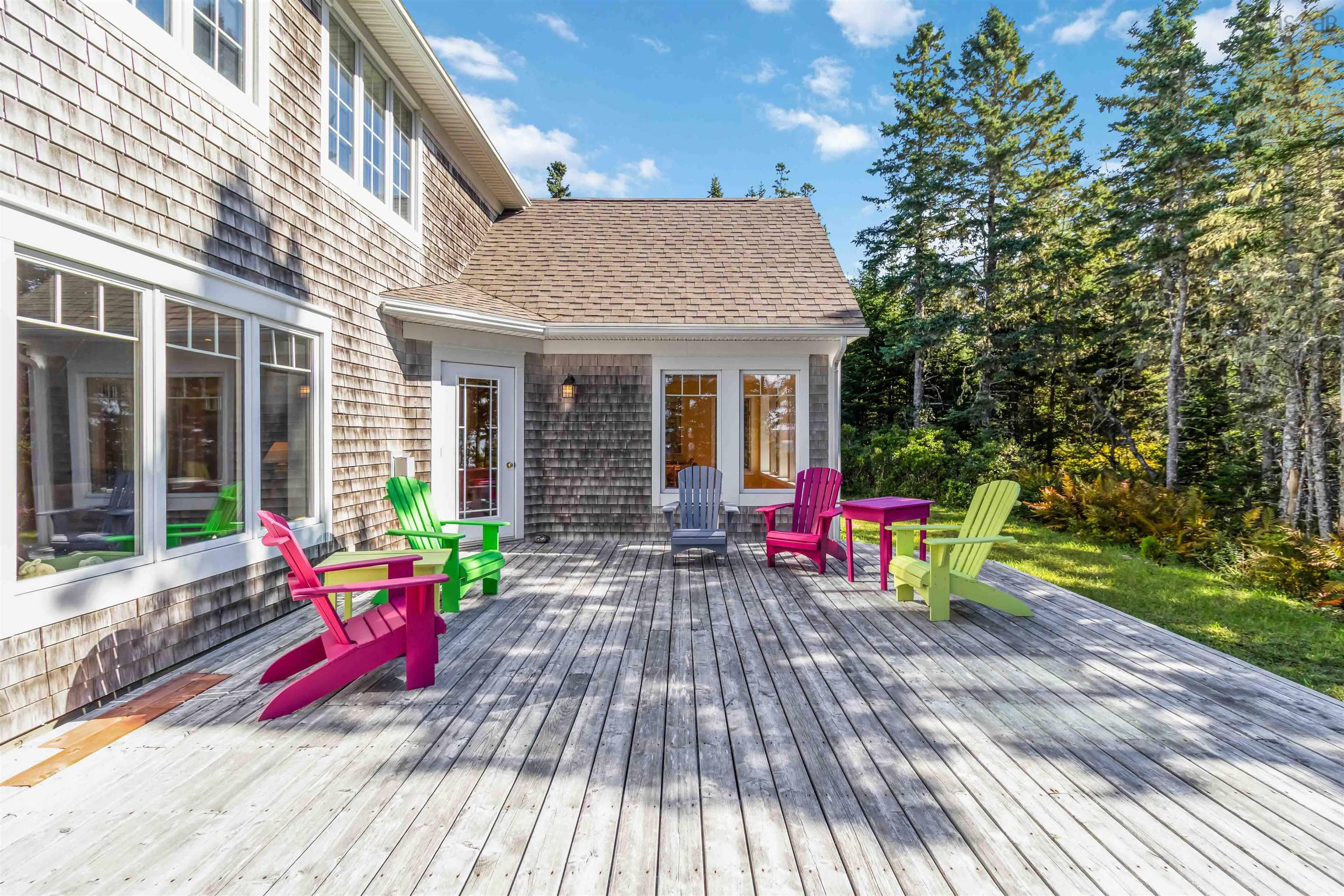 $899,000.00: 42 Pierce Point Road, Western Head