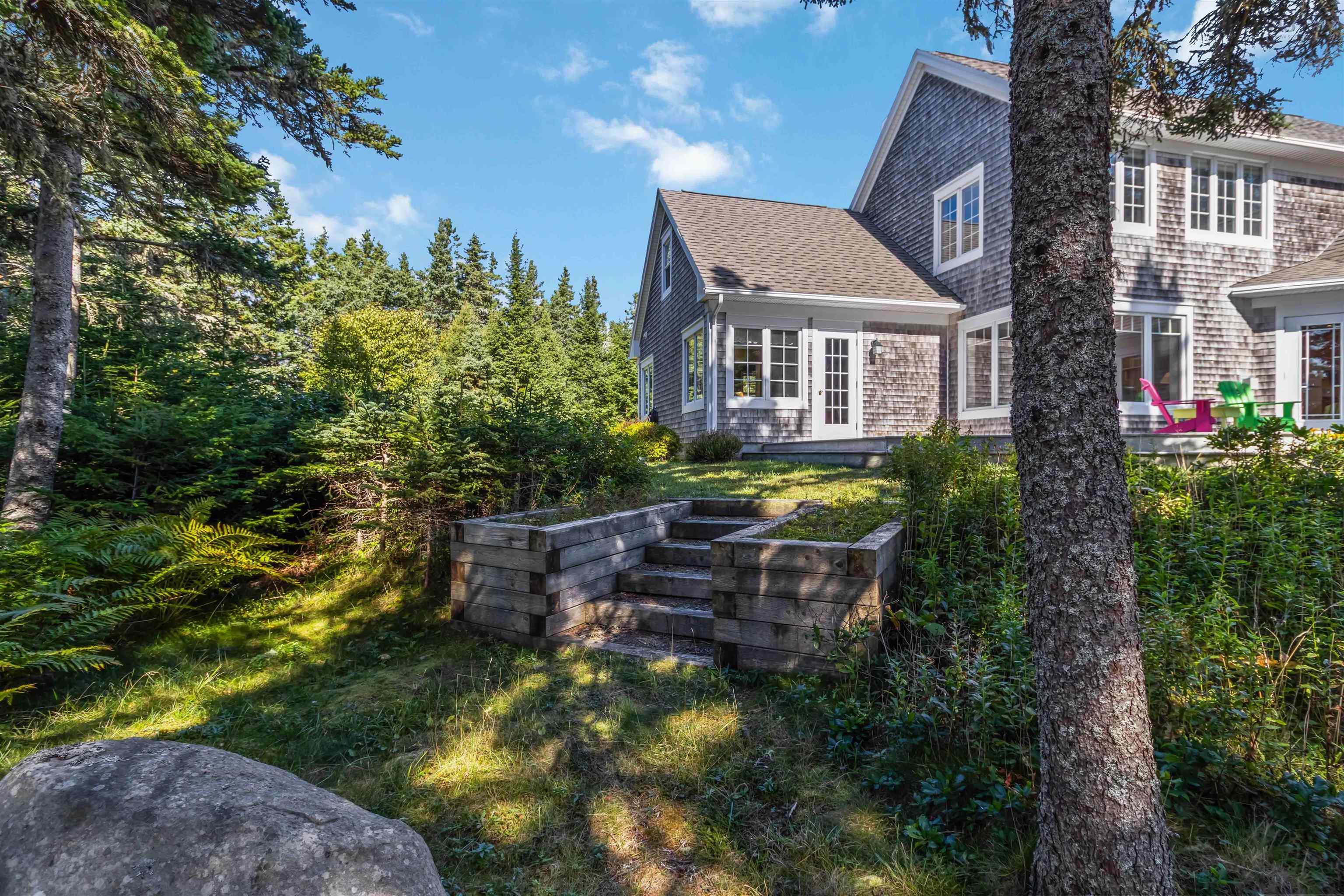 $899,000.00: 42 Pierce Point Road, Western Head