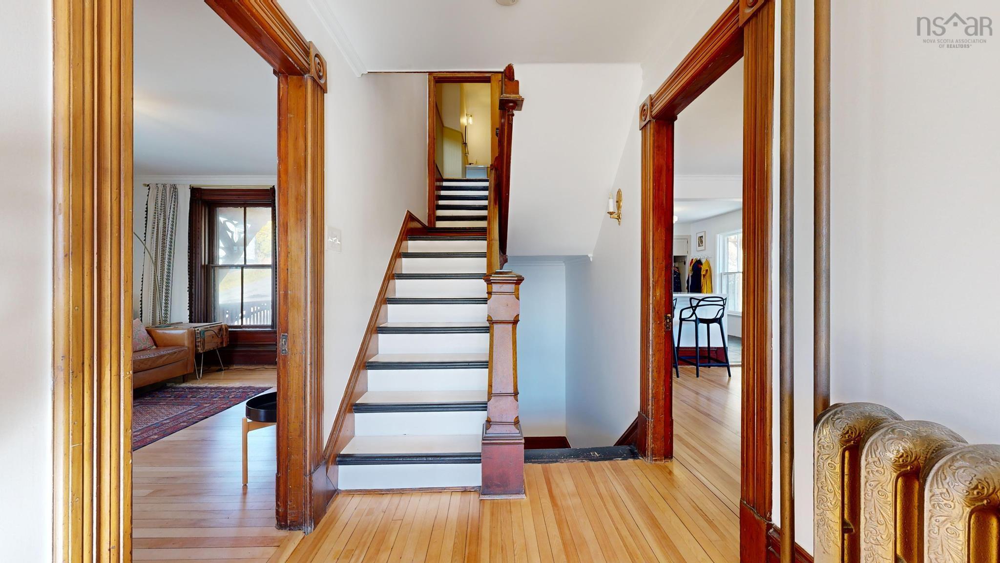 $950,000.00: 141 Pelham Street, Lunenburg