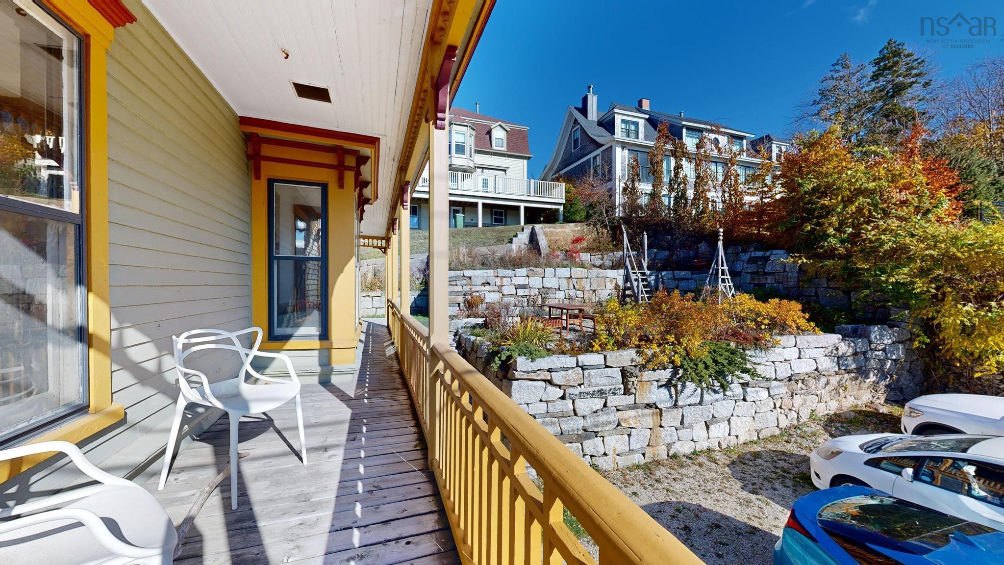 $950,000.00: 141 Pelham Street, Lunenburg