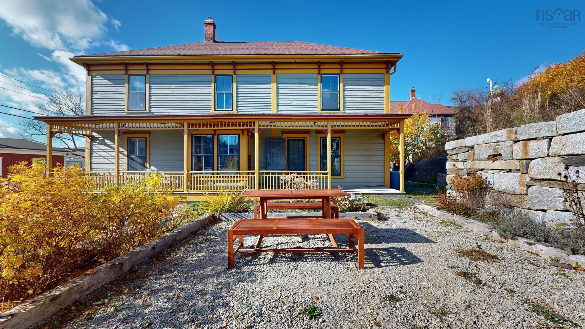 $950,000.00: 141 Pelham Street, Lunenburg