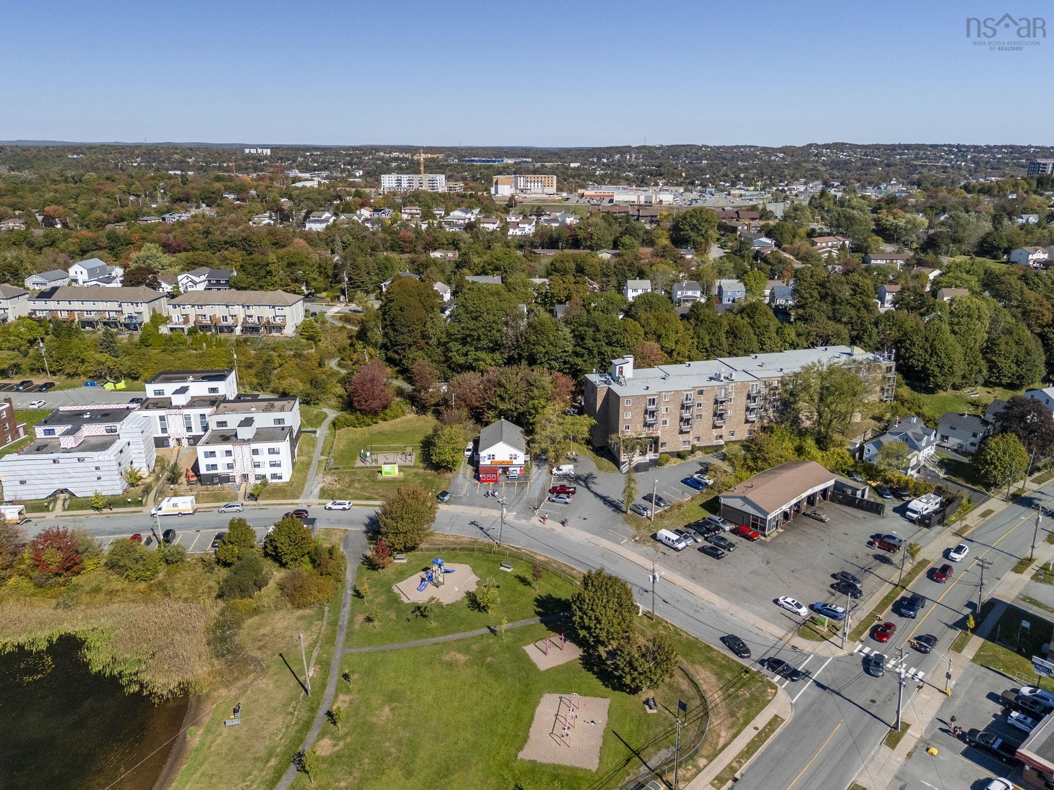 16 6 Lakefront Road, Dartmouth, NS (MLS 202525247)
