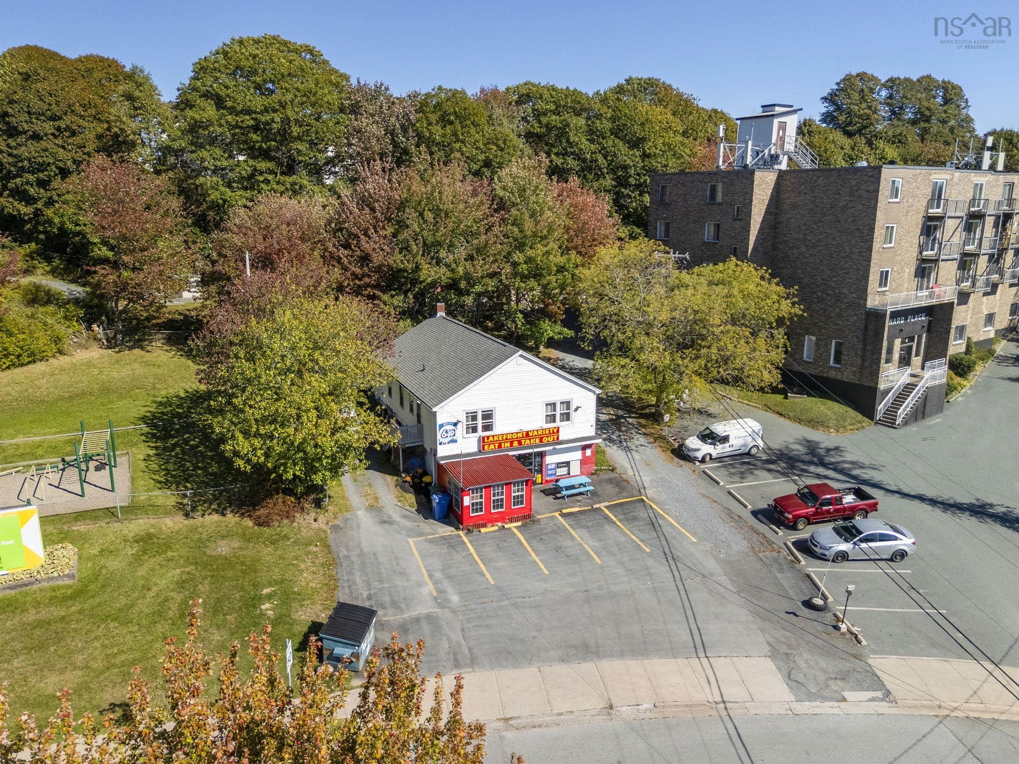 16 6 Lakefront Road, Dartmouth, NS (MLS 202525247)