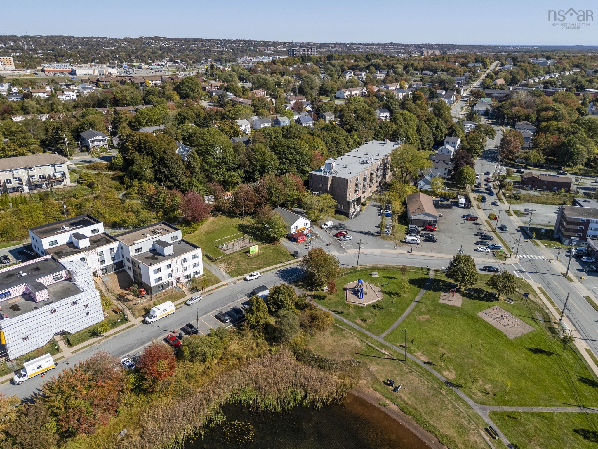 16 6 Lakefront Road, Dartmouth, NS (MLS 202525250)