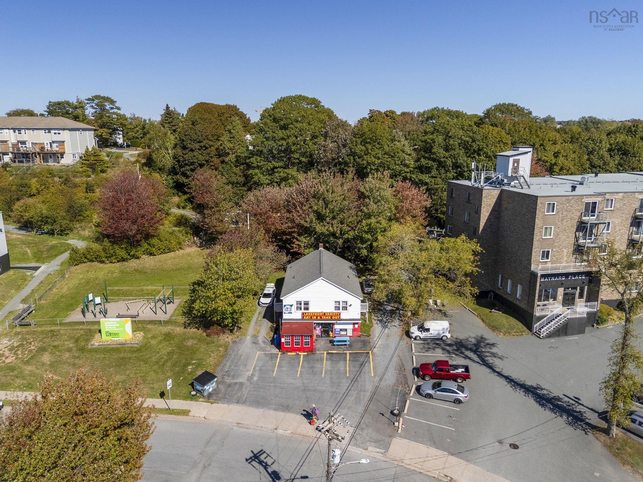 16 6 Lakefront Road, Dartmouth, NS (MLS 202525250)