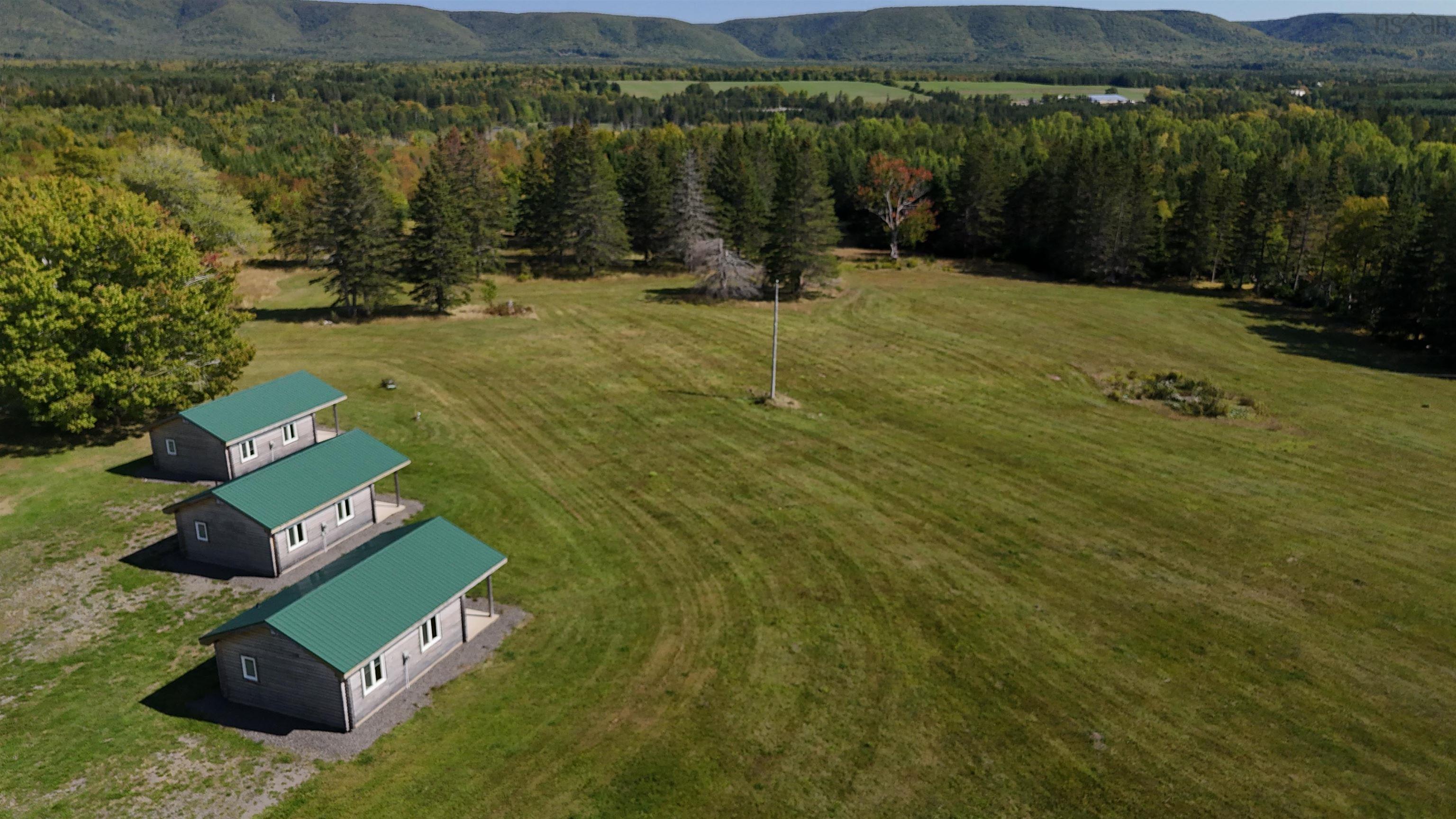 $699,900.00: 1047 West Side Middle River Road, Middle River