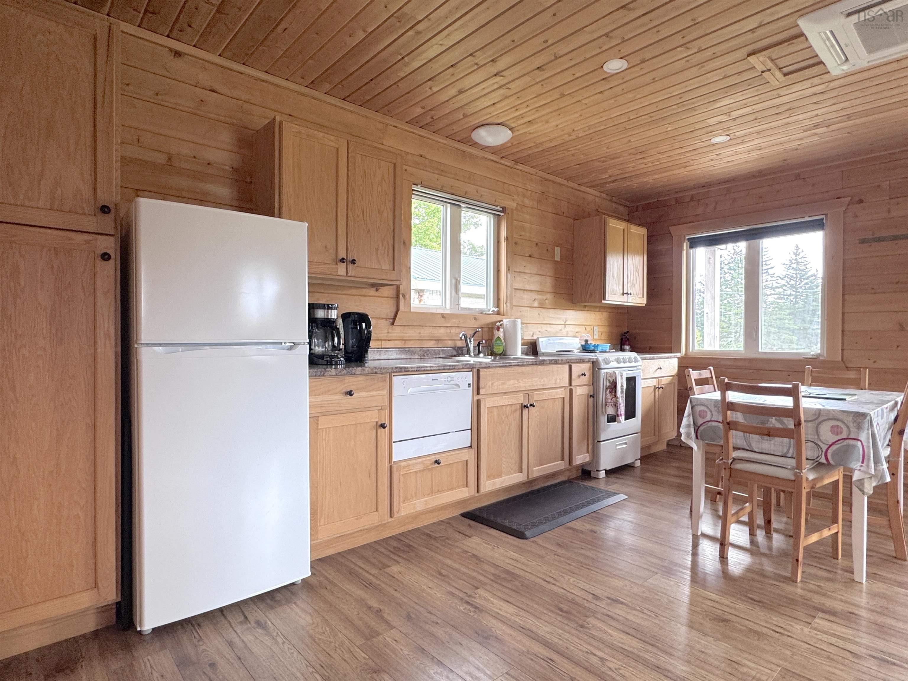 $699,900.00: 1047 West Side Middle River Road, Middle River