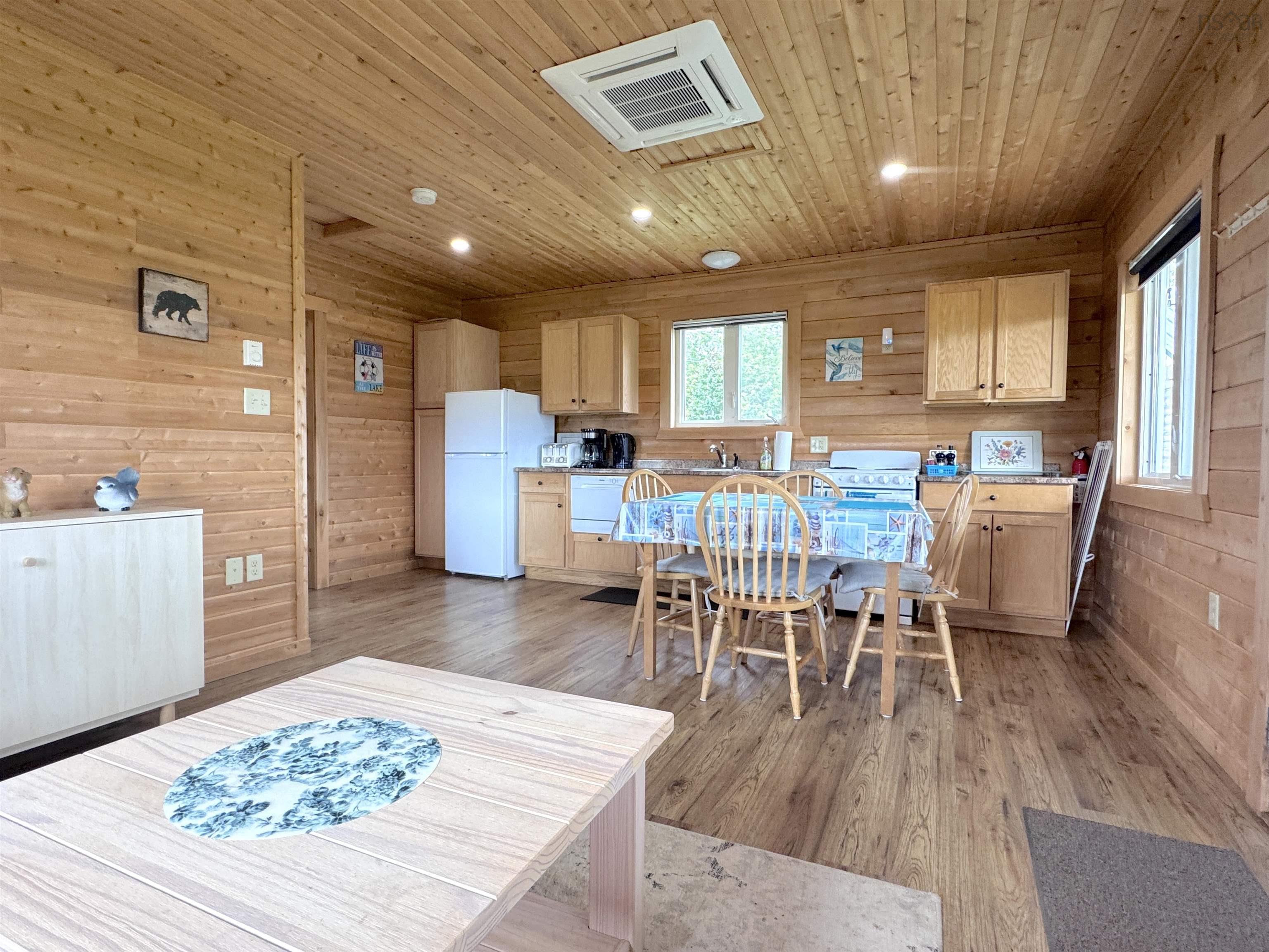 $699,900.00: 1047 West Side Middle River Road, Middle River