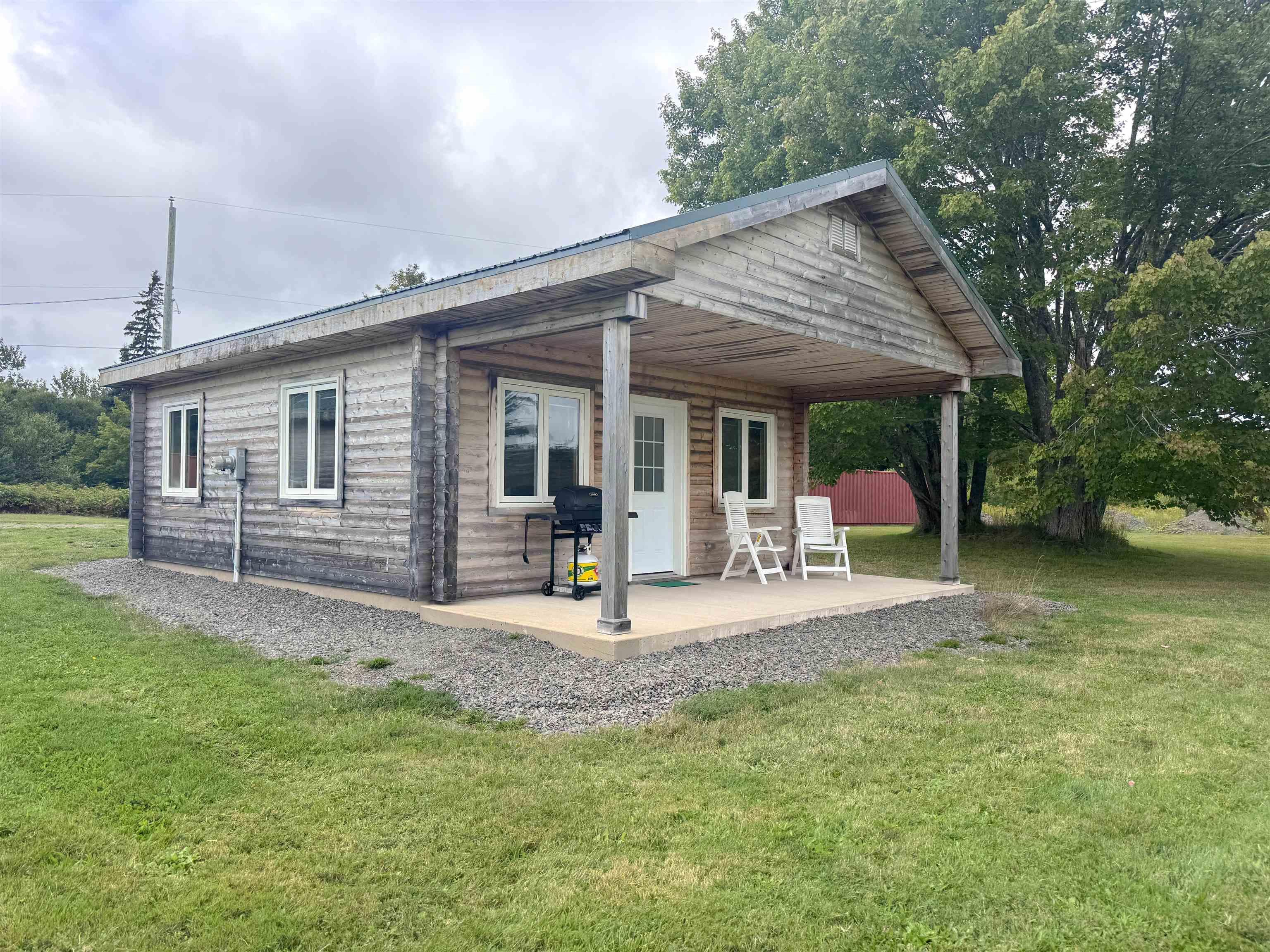 $699,900.00: 1047 West Side Middle River Road, Middle River