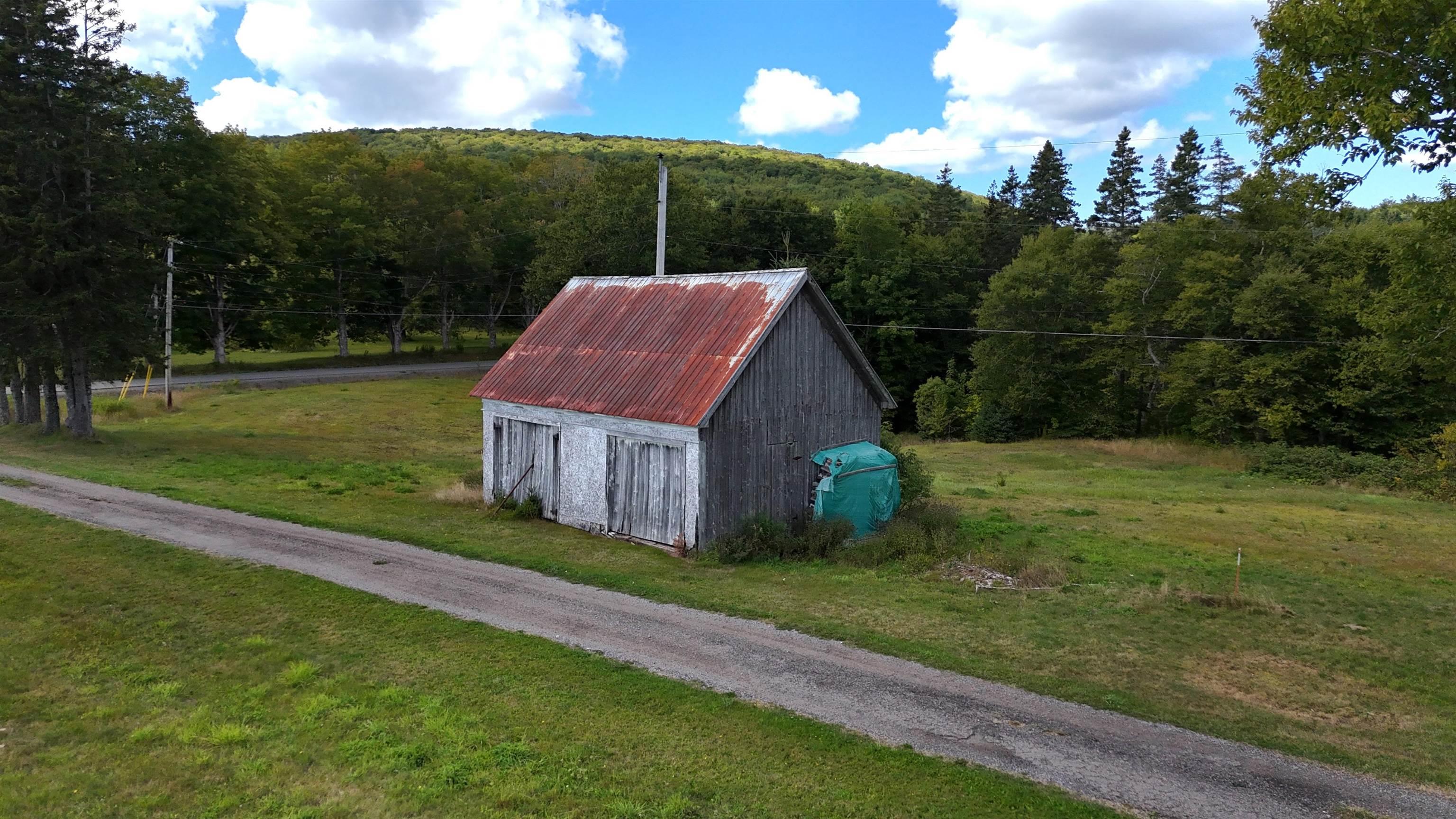 $699,900.00: 1047 West Side Middle River Road, Middle River