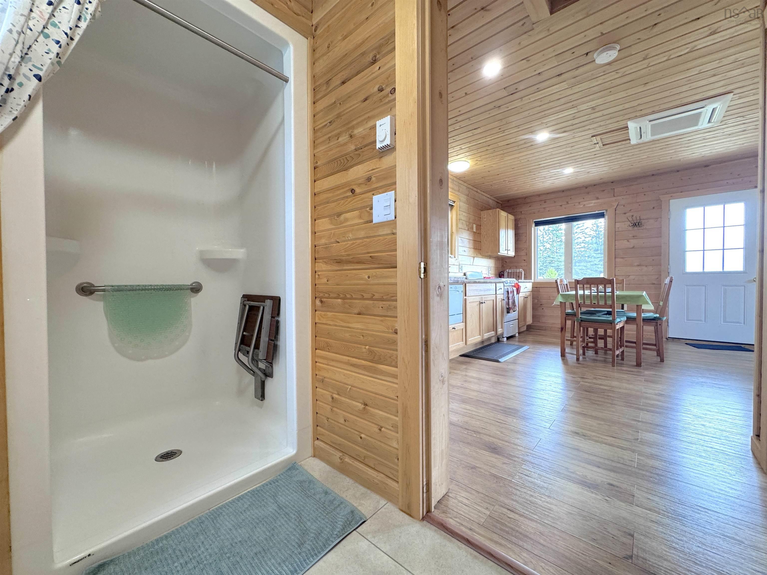 $699,900.00: 1047 West Side Middle River Road, Middle River