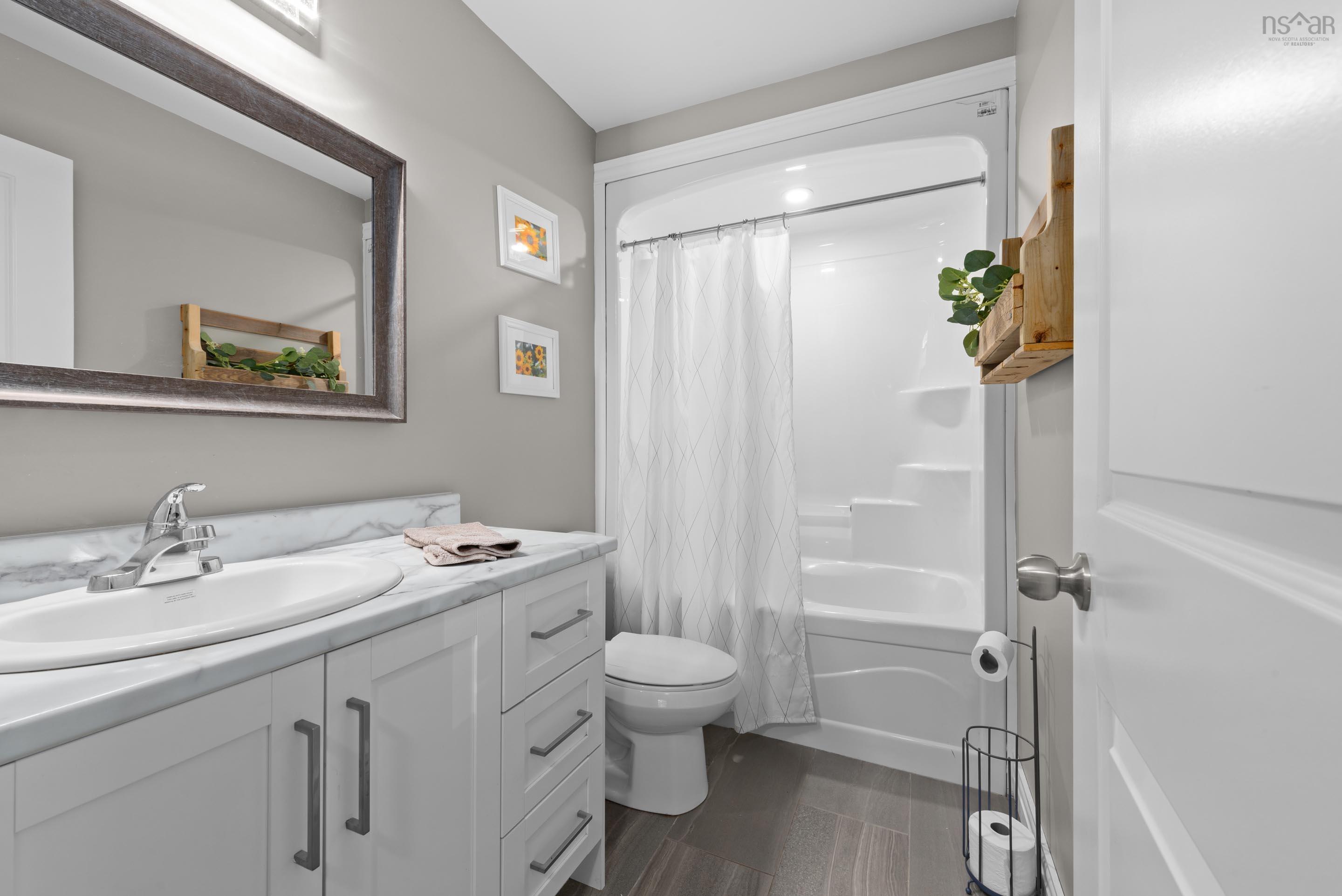 $549,900.00: 323 Etter Road, Mount Uniacke