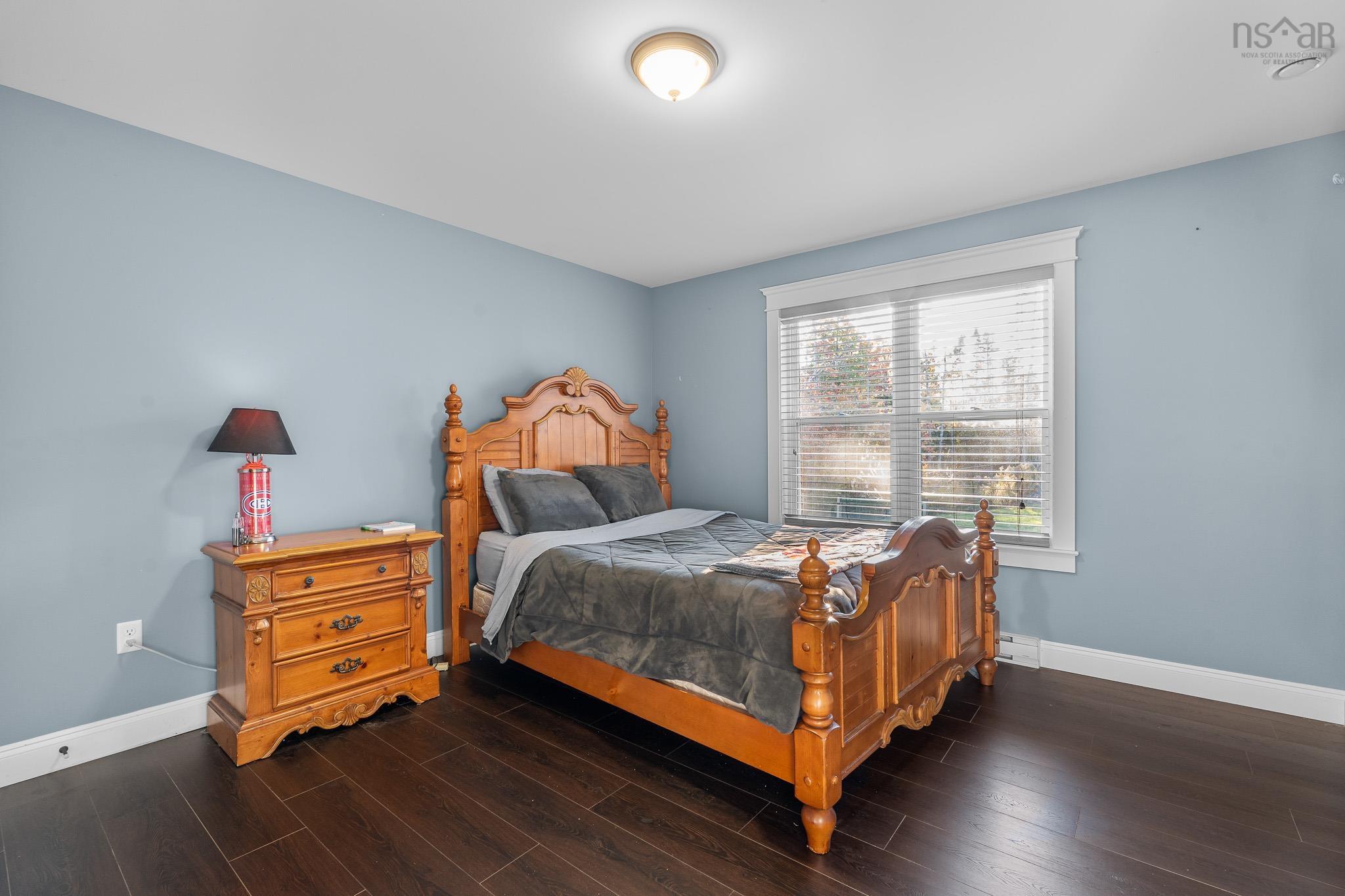 $1,050,000.00: 196 Confederation Avenue, Fall River