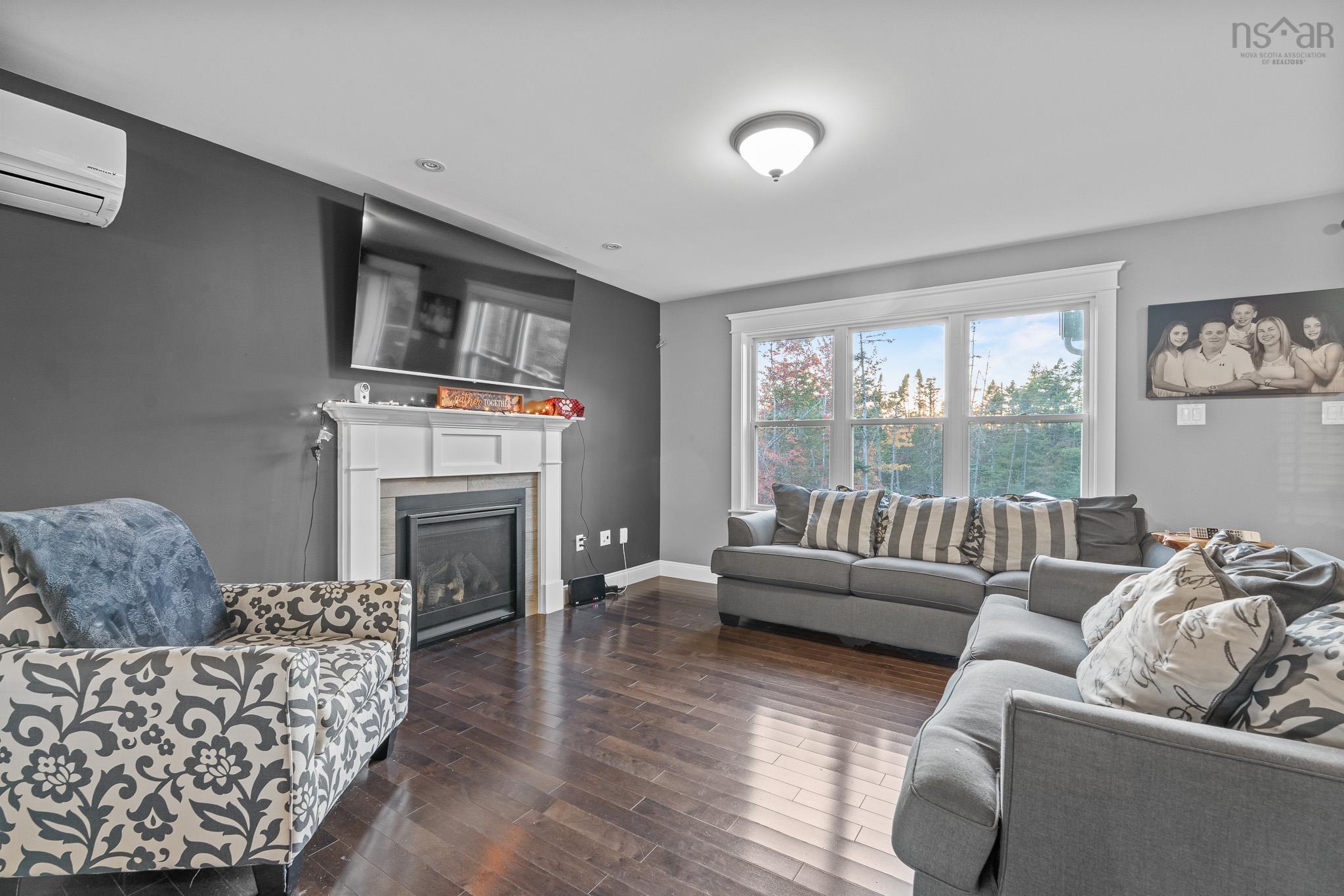 $1,050,000.00: 196 Confederation Avenue, Fall River