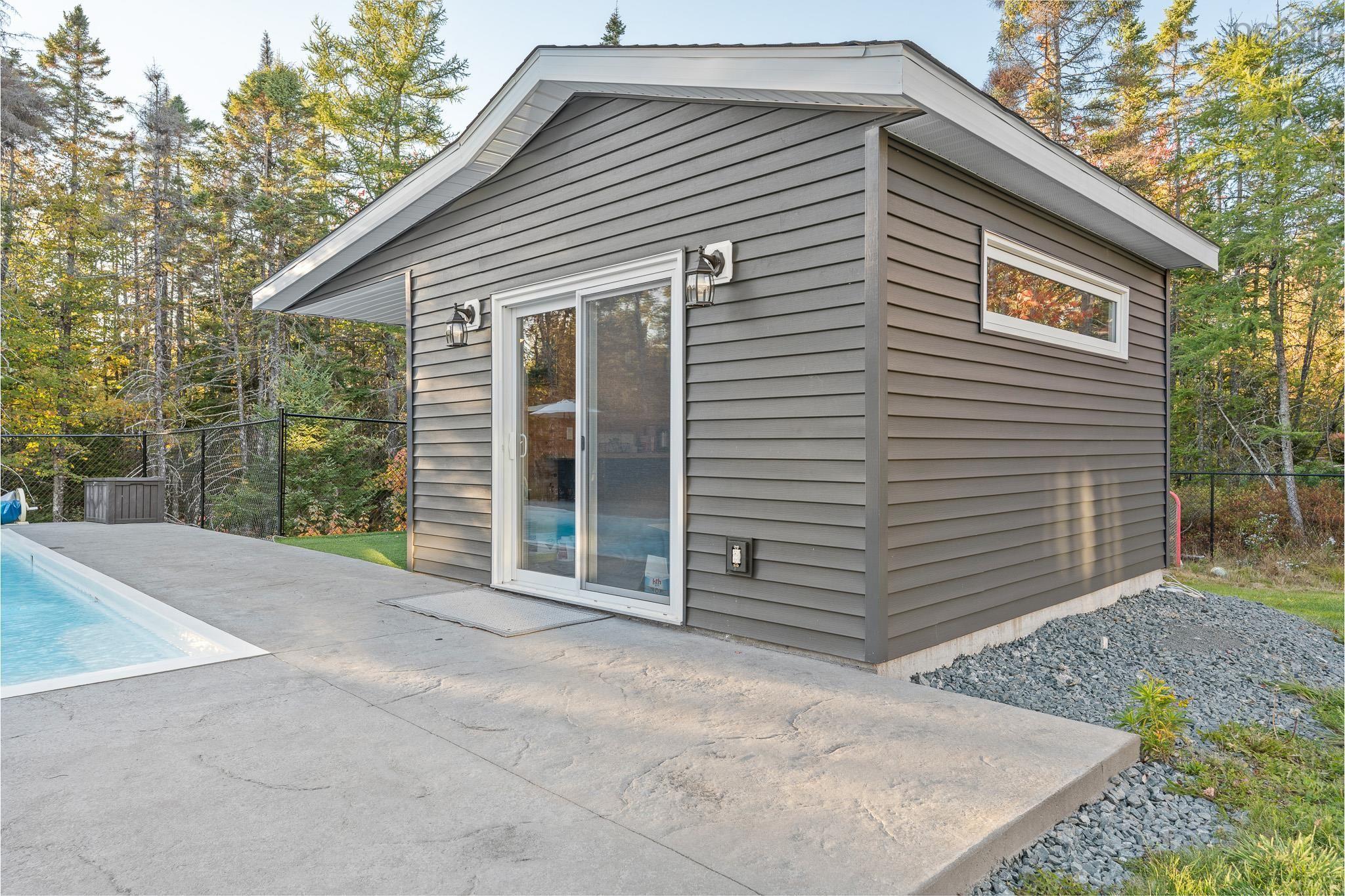 $1,050,000.00: 196 Confederation Avenue, Fall River