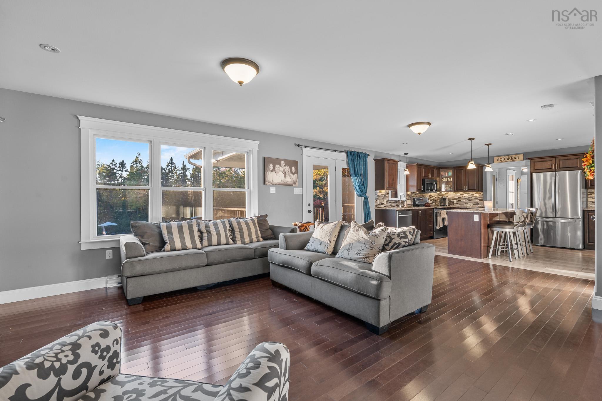 $1,050,000.00: 196 Confederation Avenue, Fall River