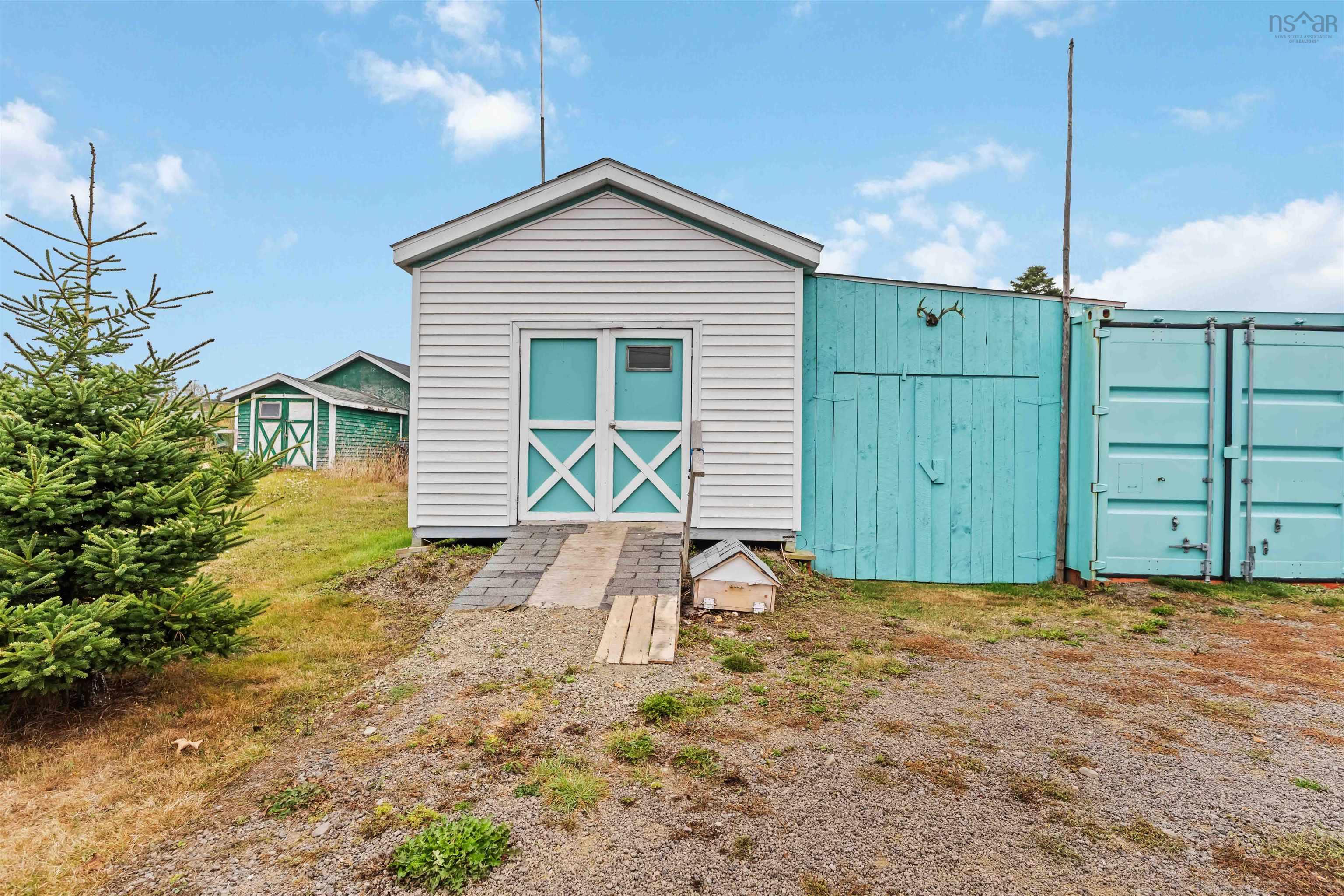 $275,000.00: 31 Overcove Road, Freeport