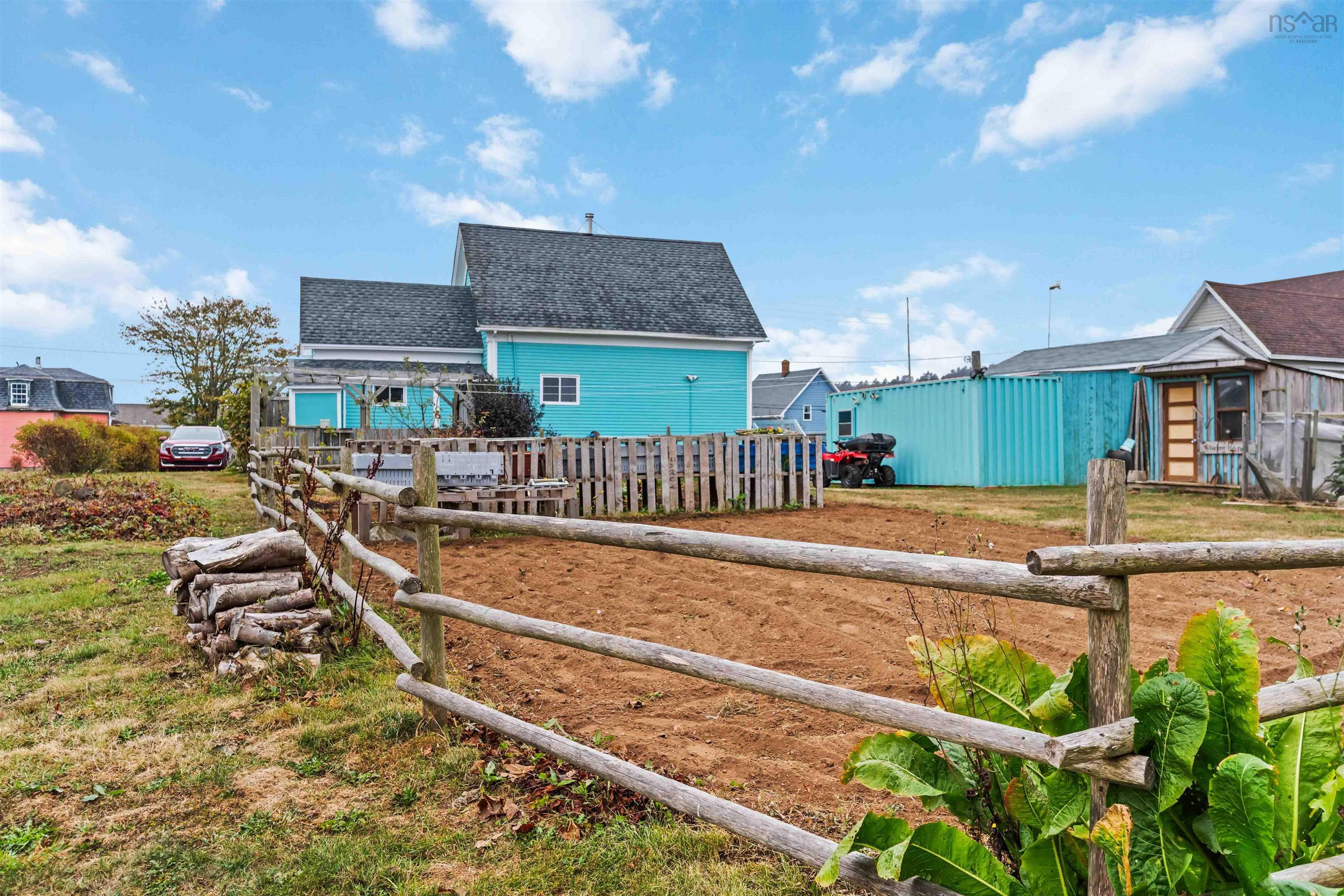 $275,000.00: 31 Overcove Road, Freeport