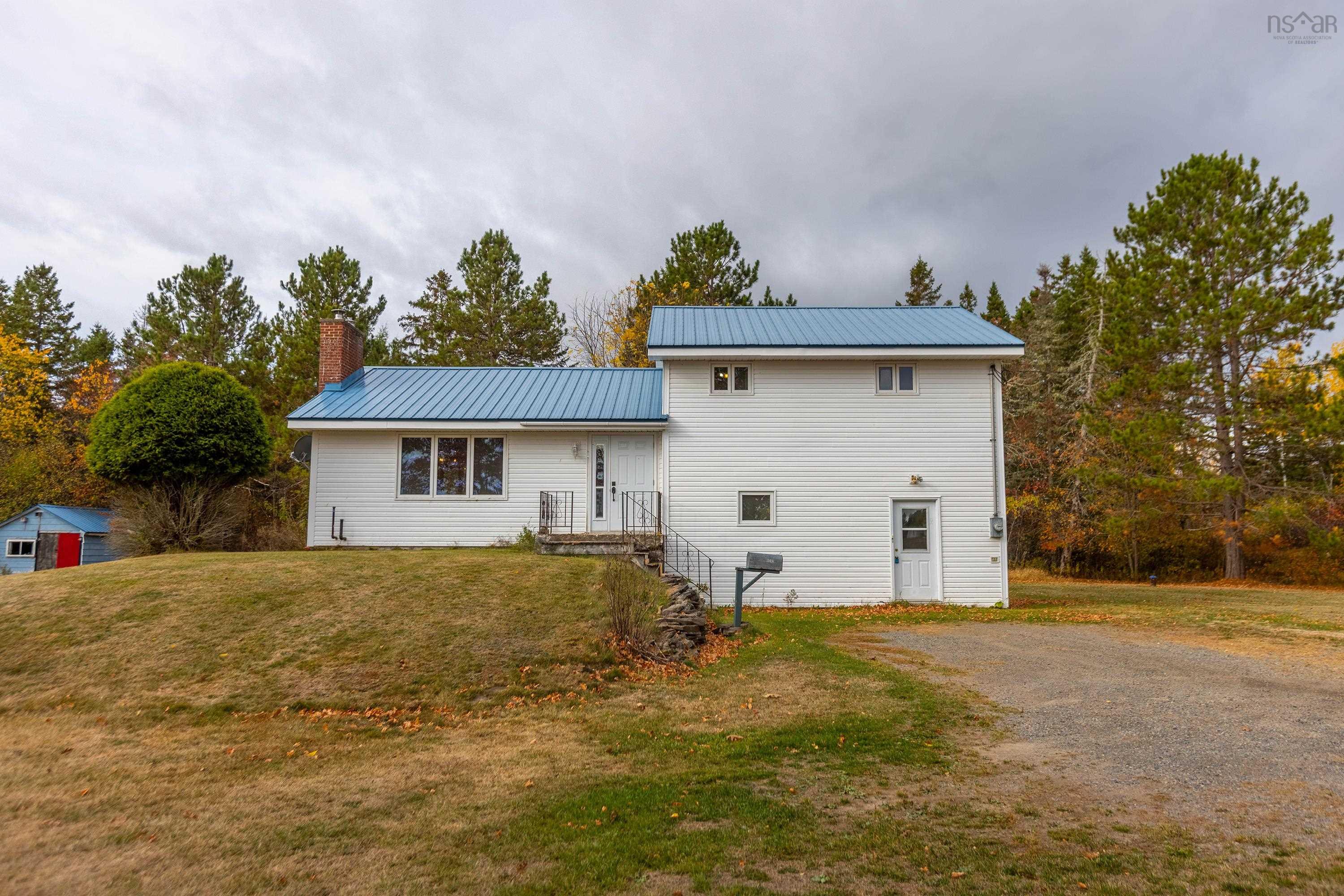 $229,900.00: 9242 Highway 2, Southampton