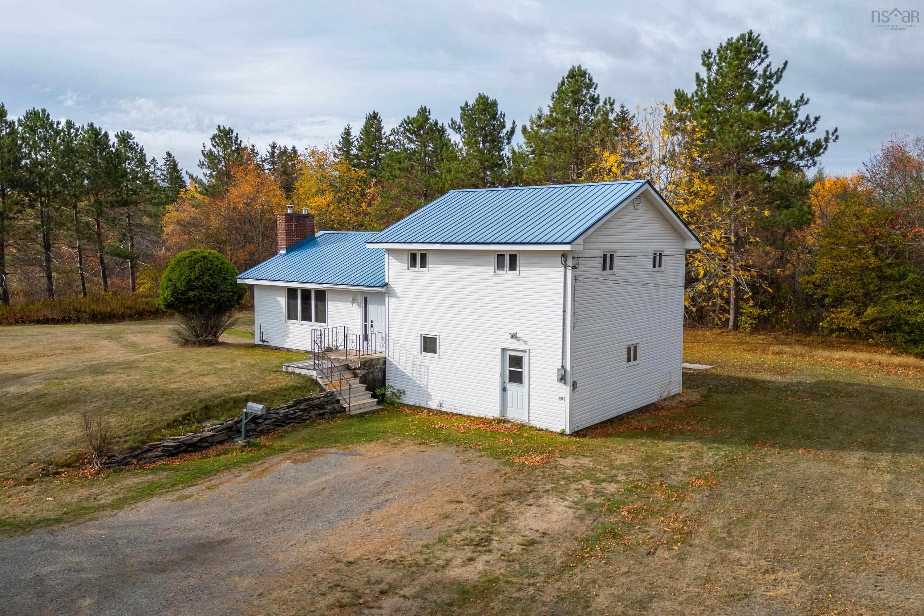 $229,900.00: 9242 Highway 2, Southampton