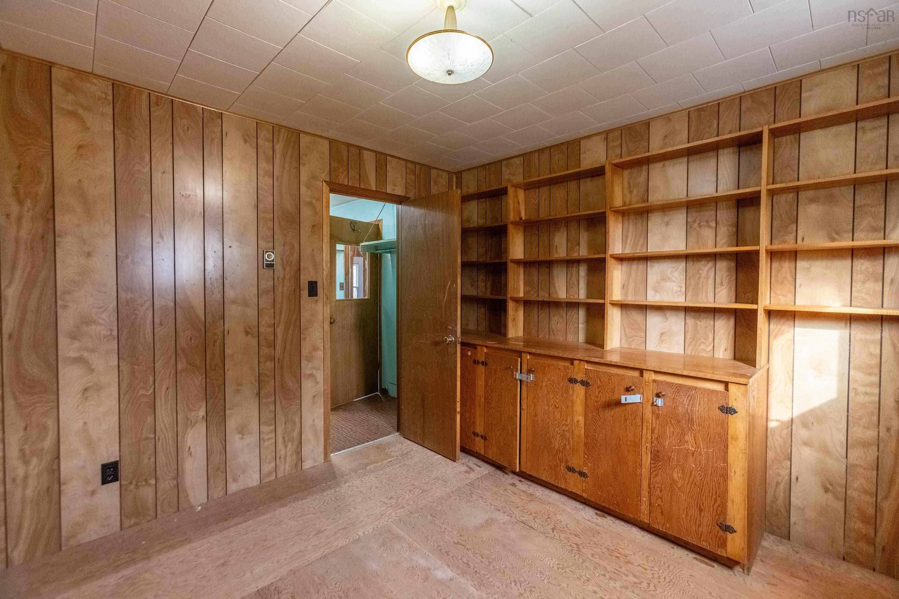 $229,900.00: 9242 Highway 2, Southampton