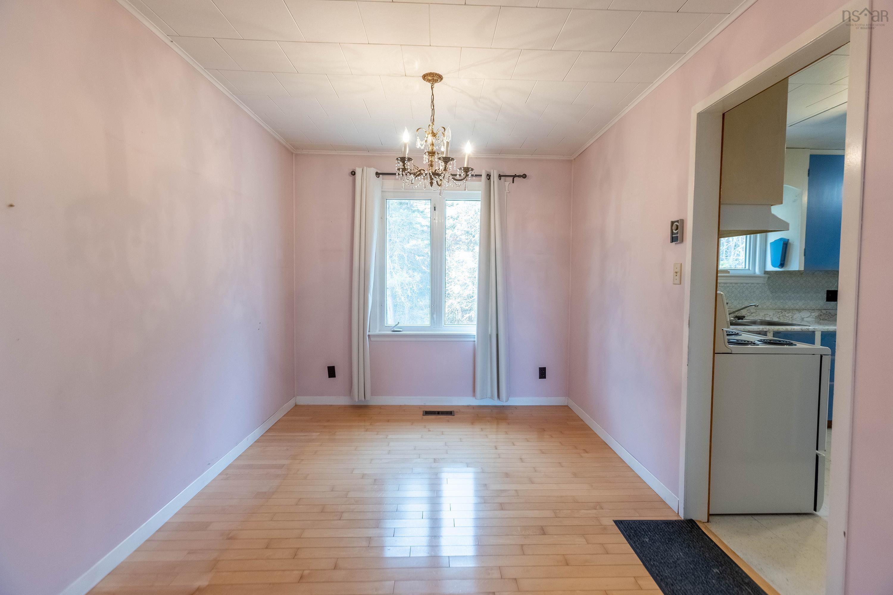 $229,900.00: 9242 Highway 2, Southampton