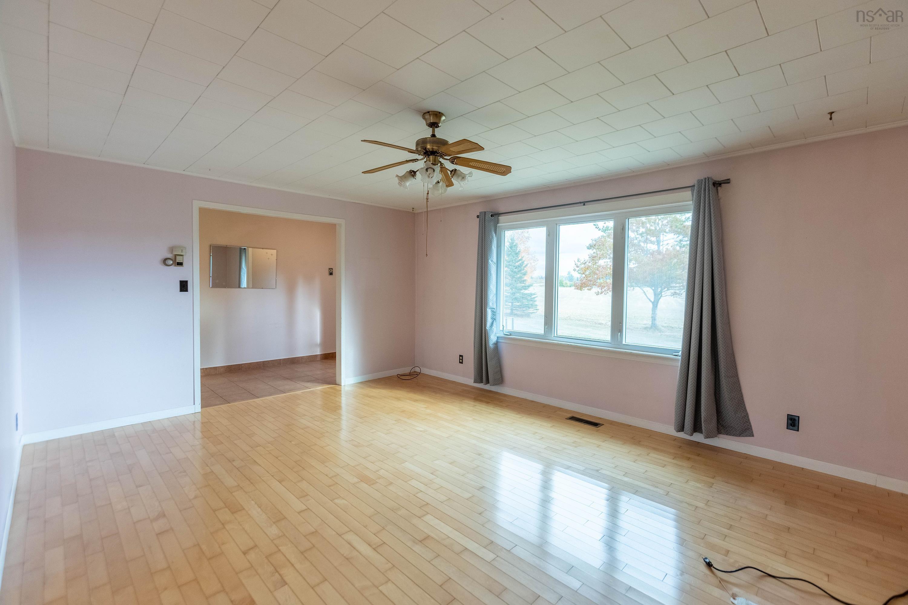 $229,900.00: 9242 Highway 2, Southampton