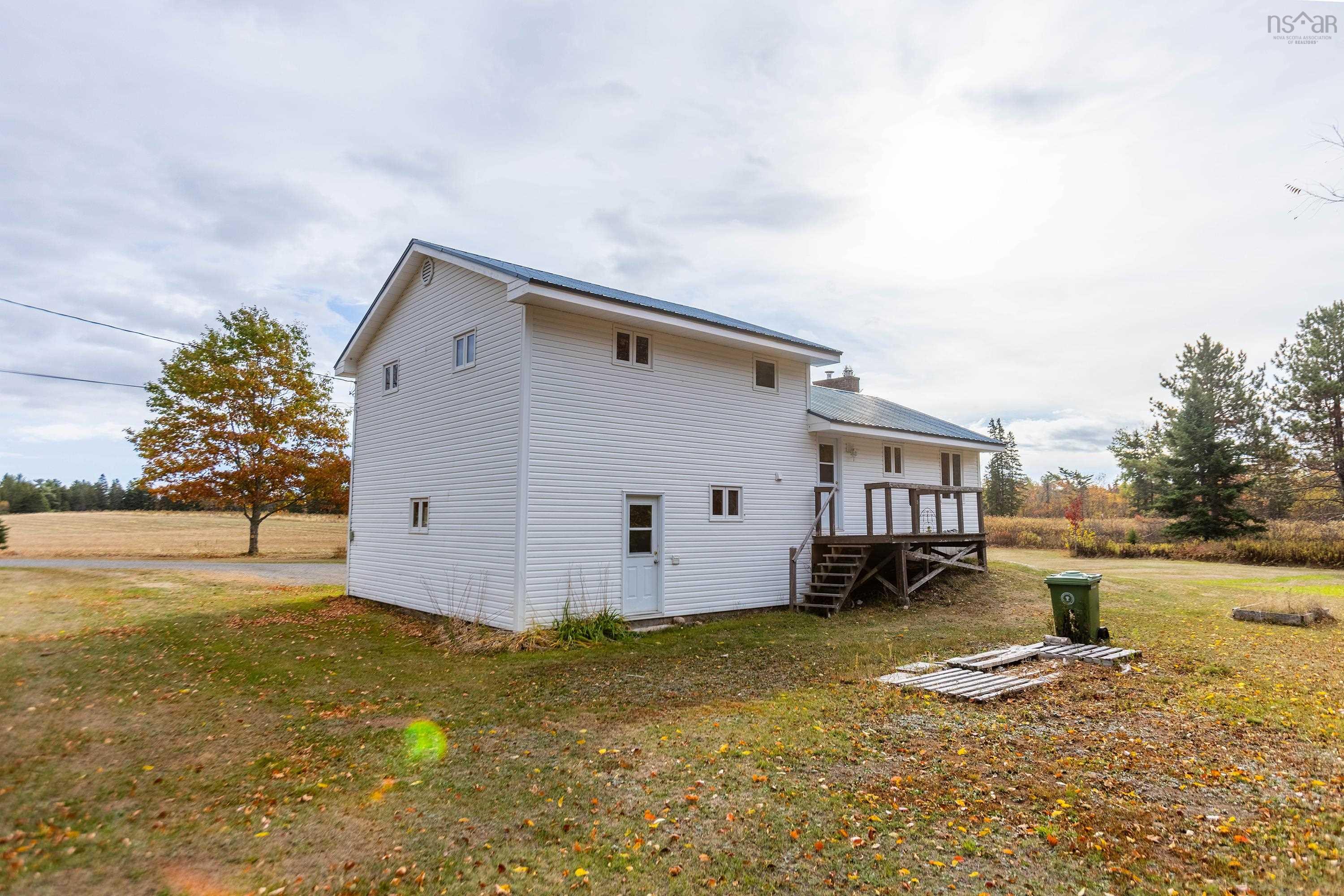 $229,900.00: 9242 Highway 2, Southampton