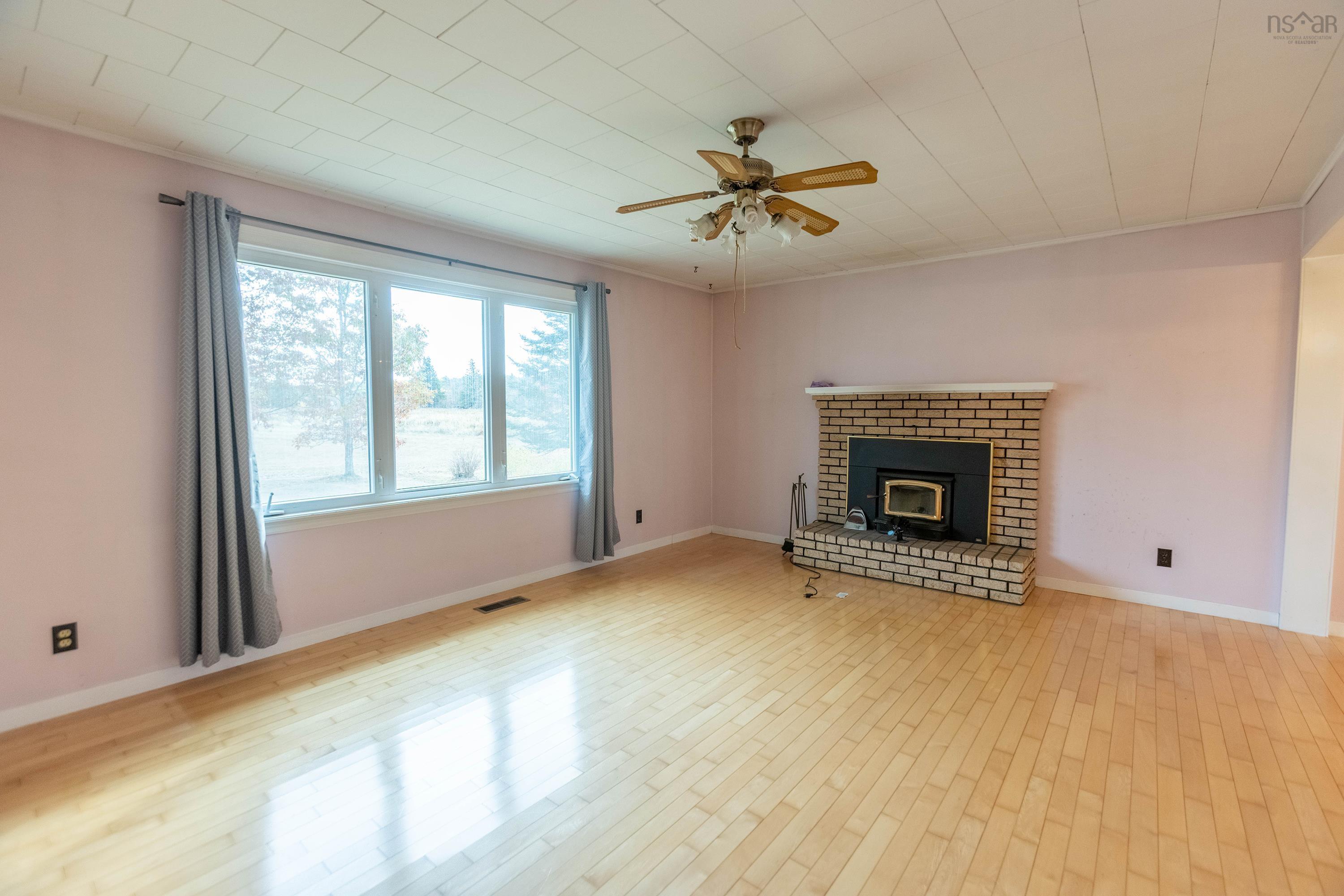 $229,900.00: 9242 Highway 2, Southampton