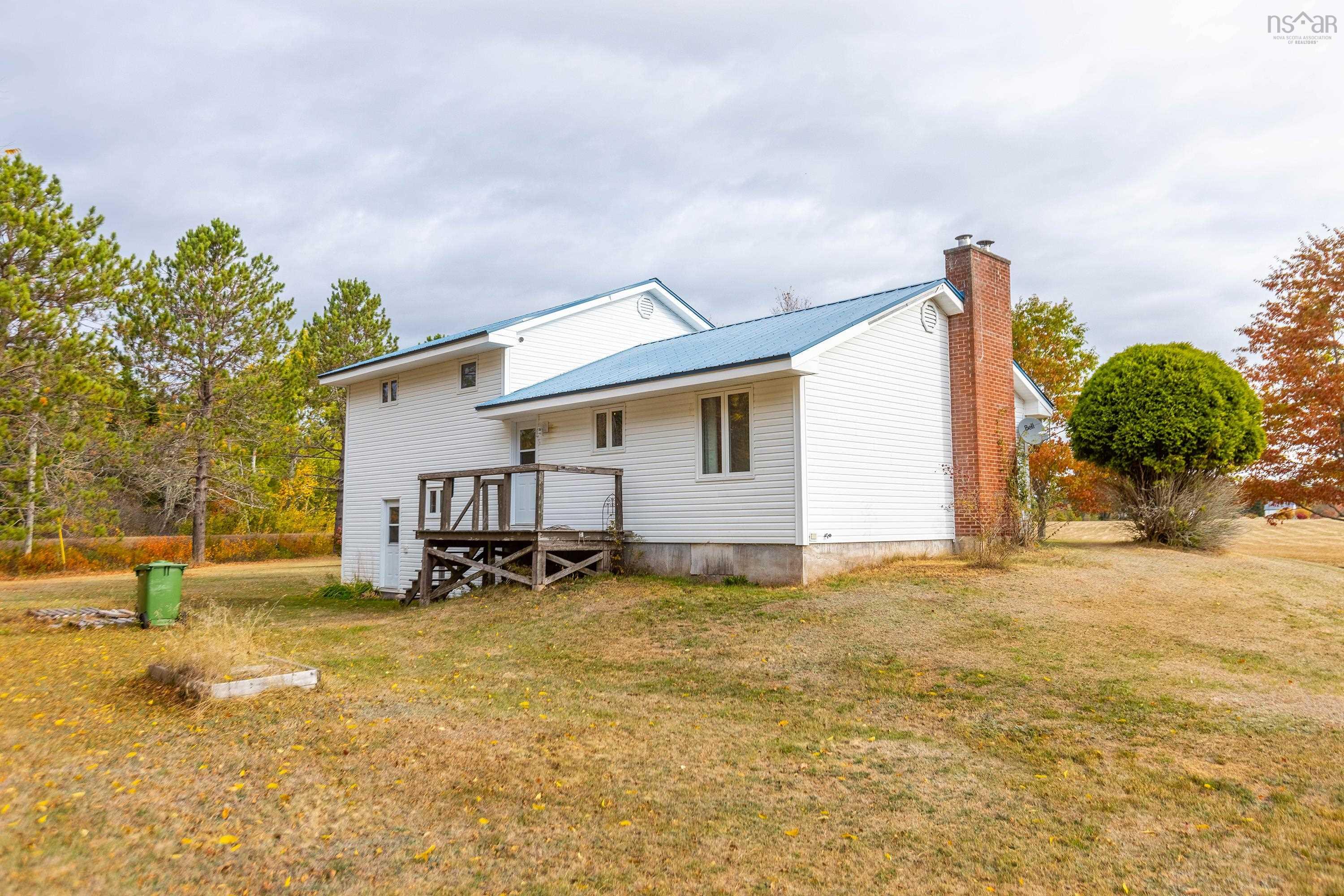 $229,900.00: 9242 Highway 2, Southampton