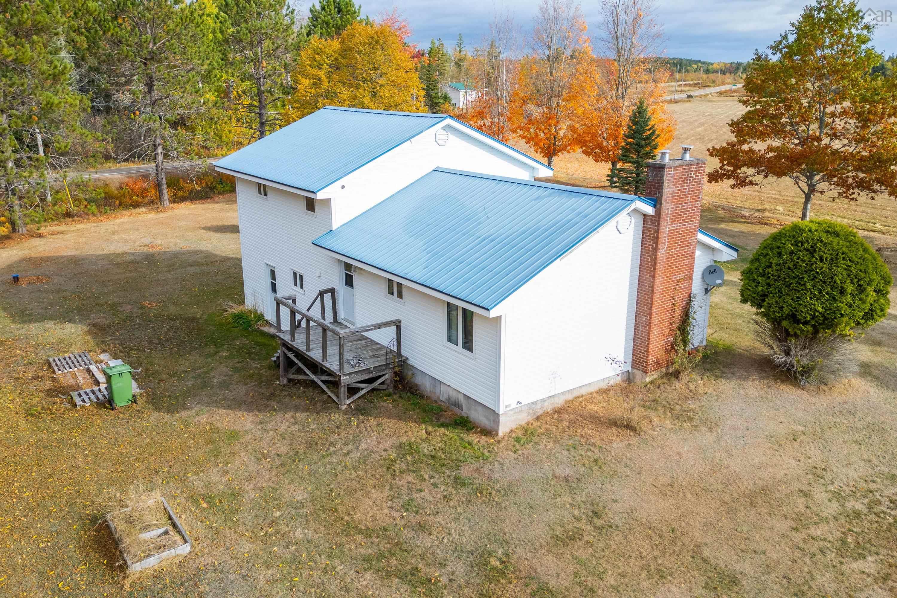 $229,900.00: 9242 Highway 2, Southampton