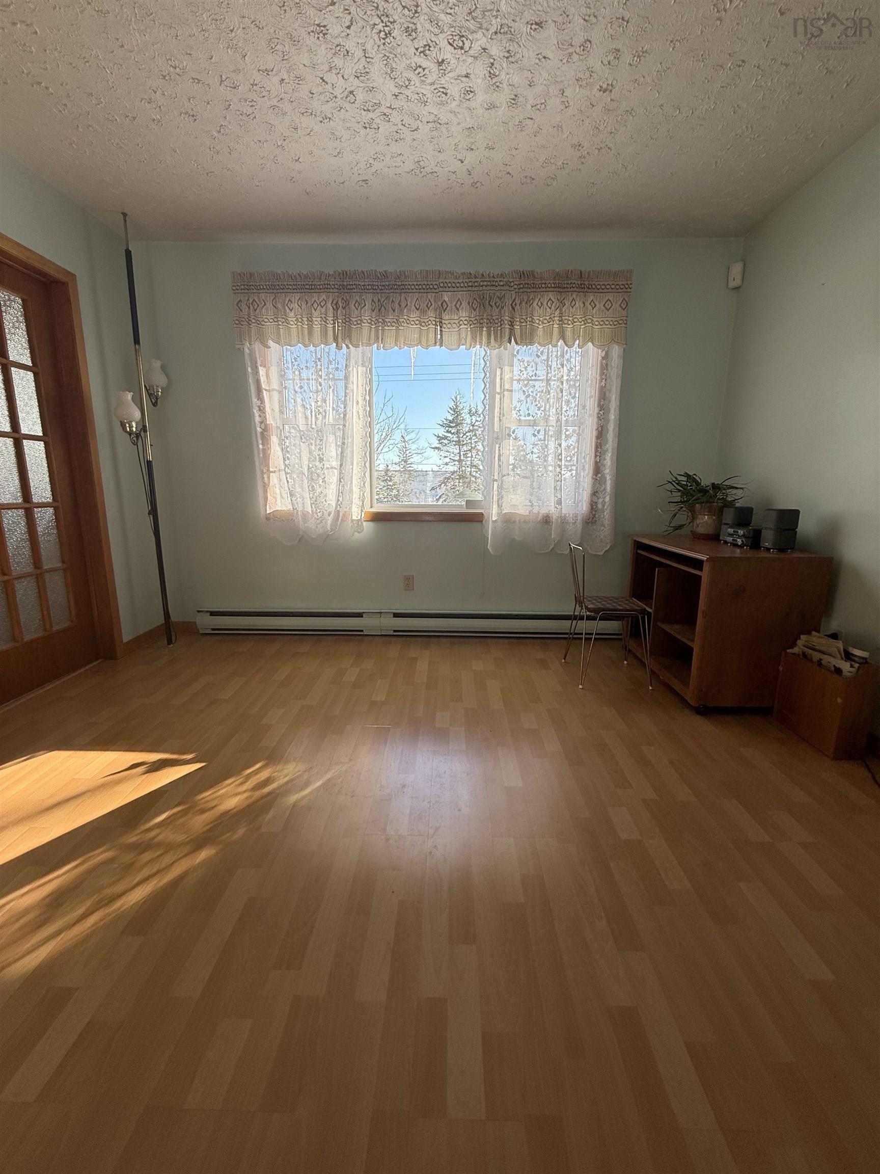 $311,999.00: 1045 336 Highway, Dean