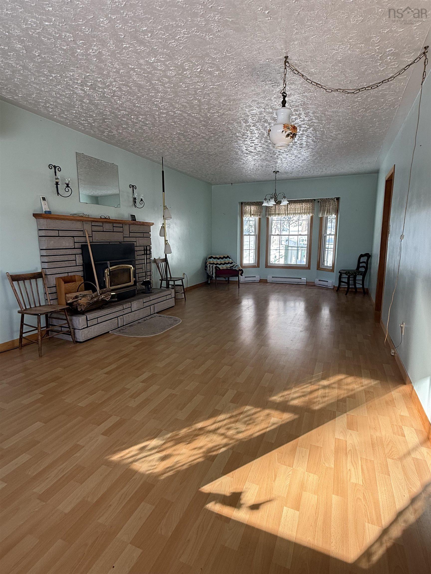 $311,999.00: 1045 336 Highway, Dean