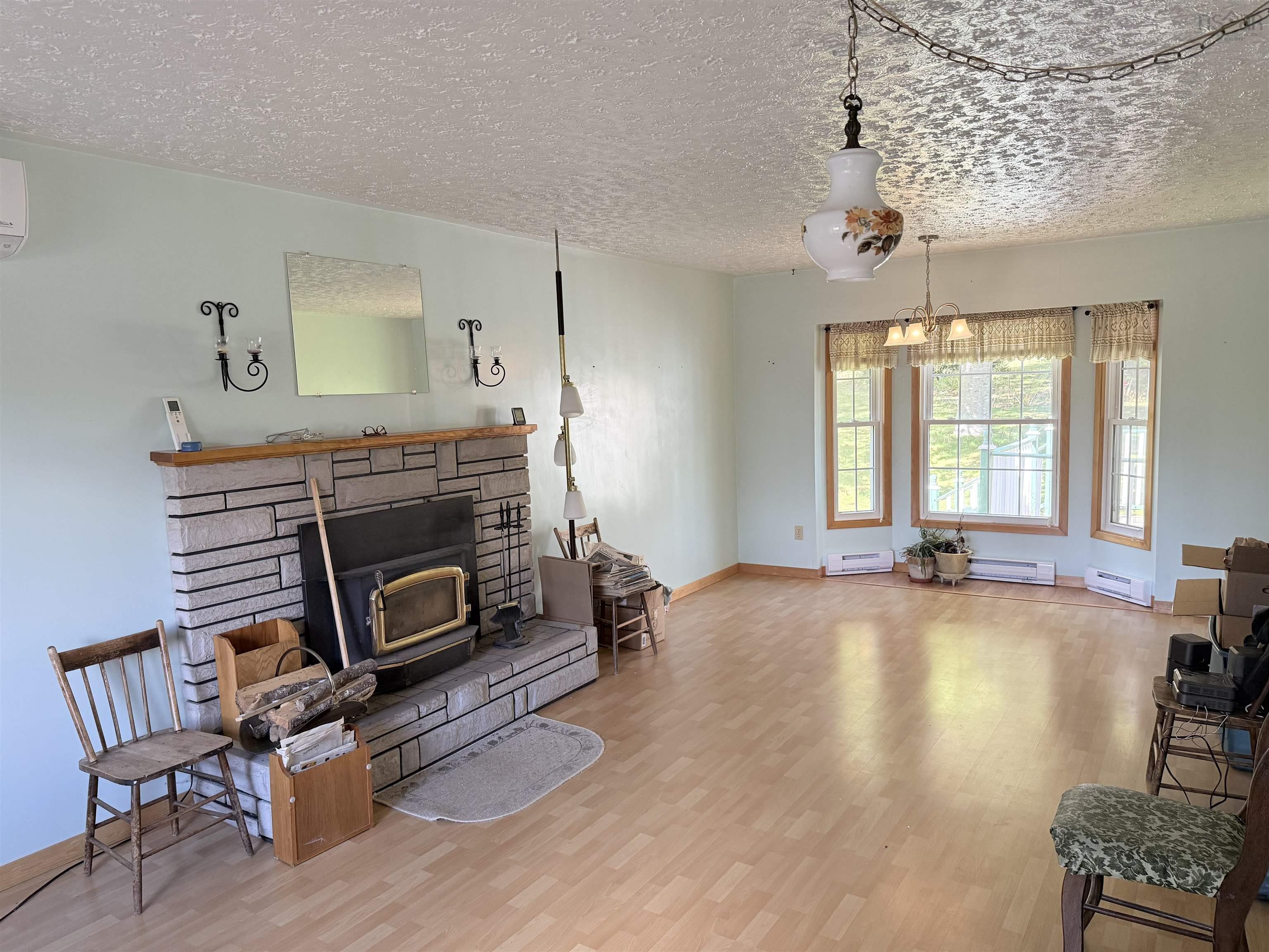 $311,999.00: 1045 336 Highway, Dean