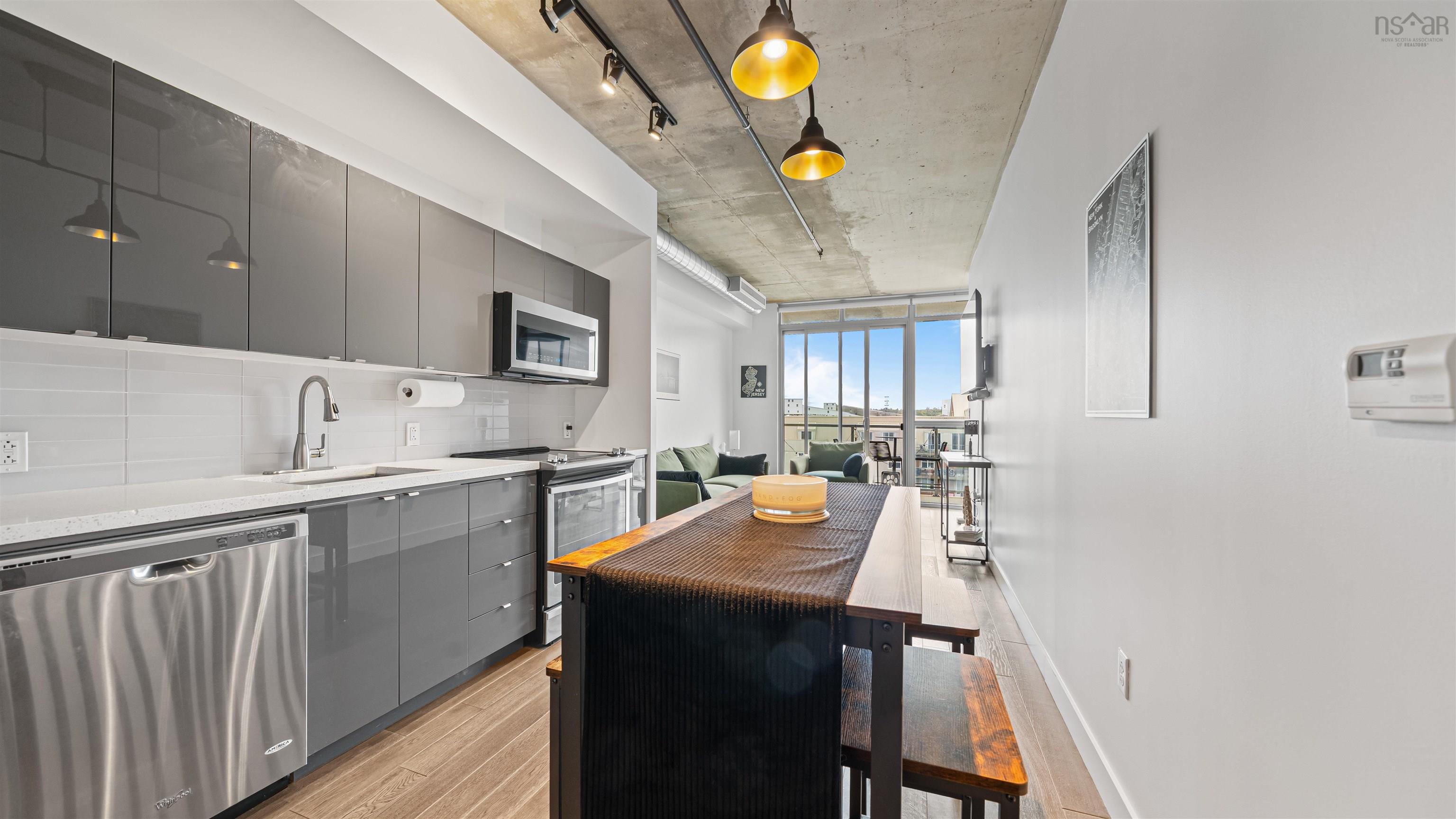 $474,900.00: 515 1065 Barrington Street, Halifax