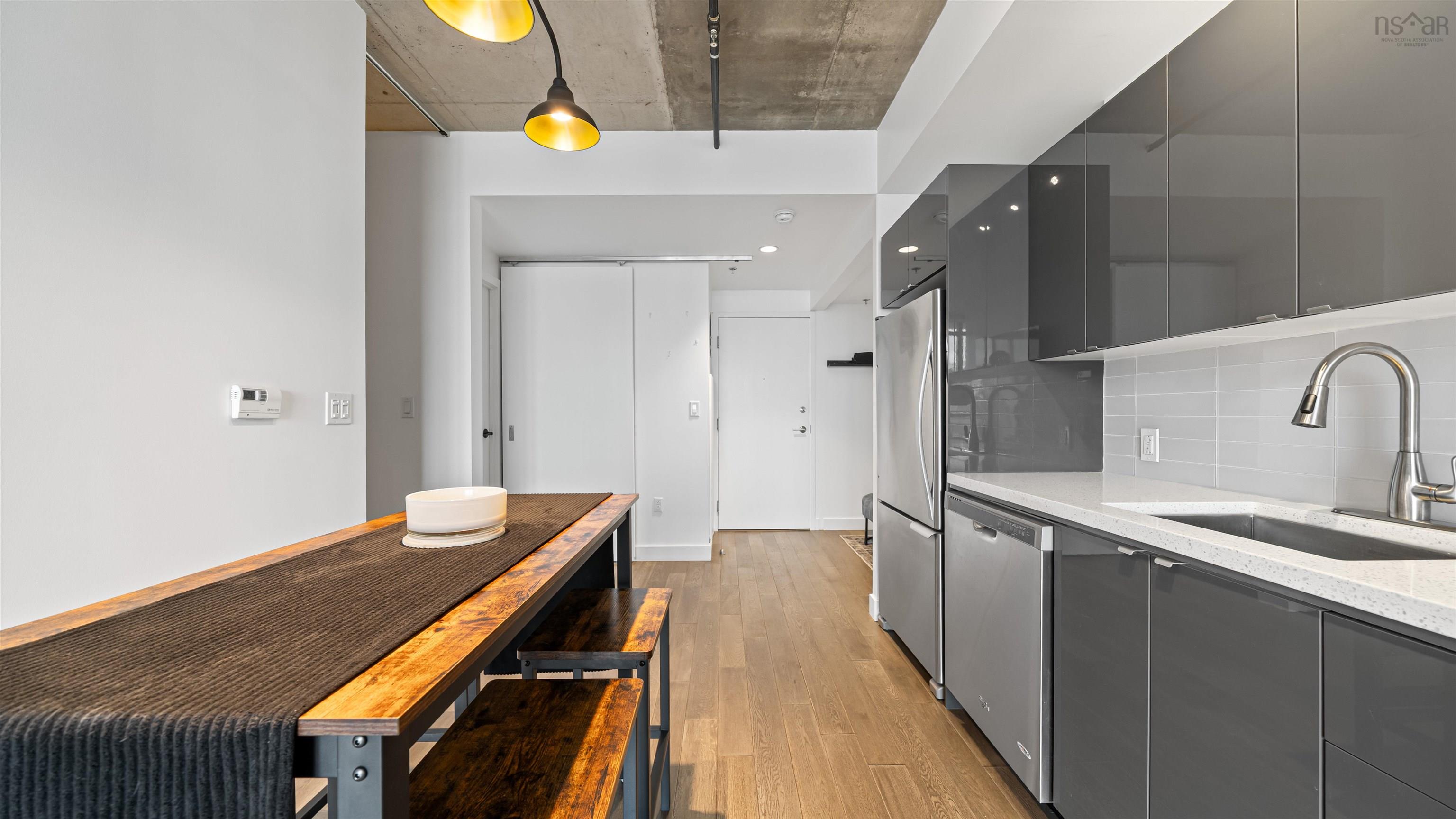 $474,900.00: 515 1065 Barrington Street, Halifax