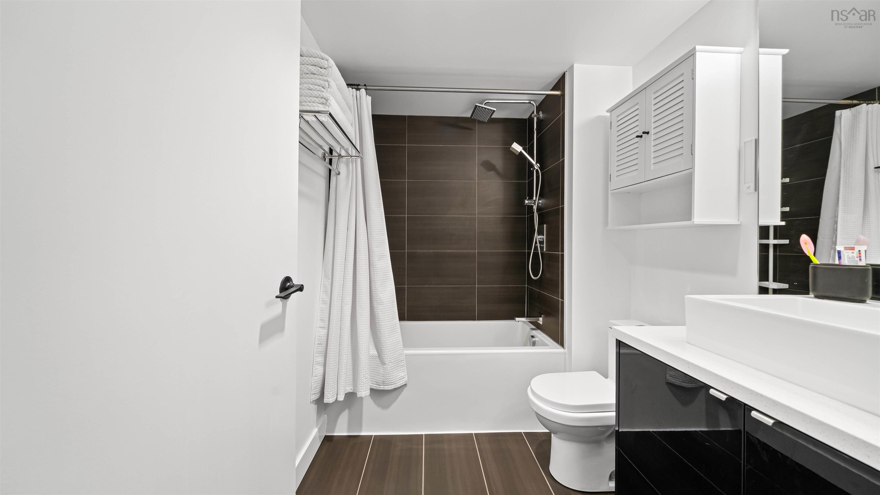 $474,900.00: 515 1065 Barrington Street, Halifax