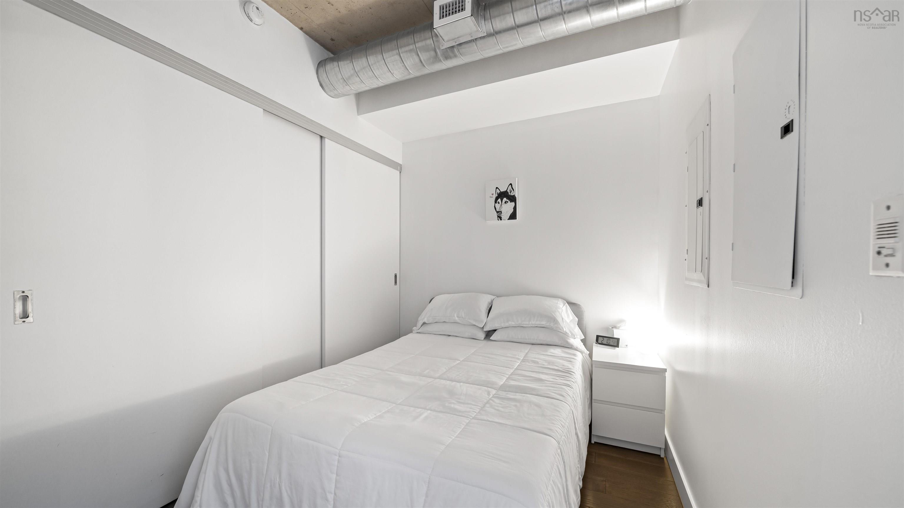 $474,900.00: 515 1065 Barrington Street, Halifax