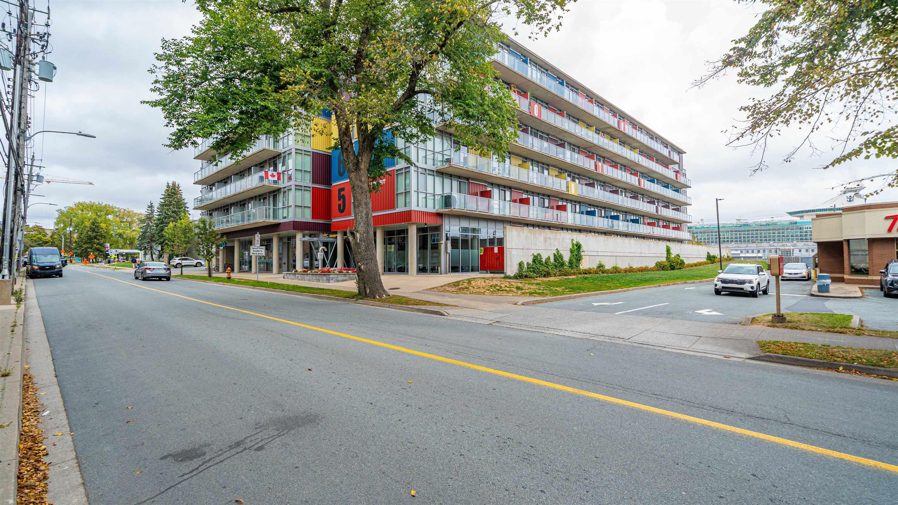 $474,900.00: 515 1065 Barrington Street, Halifax