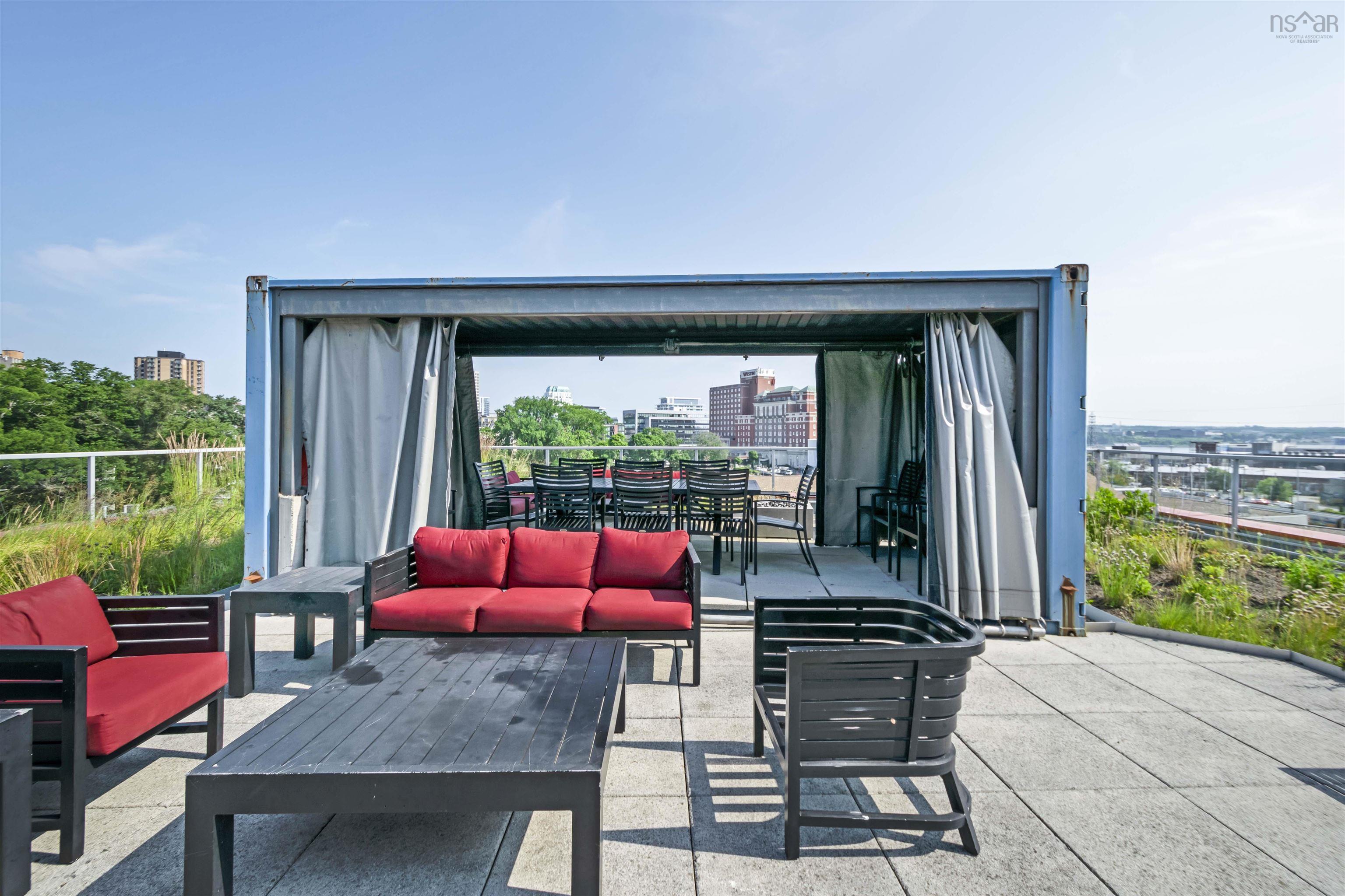 $474,900.00: 515 1065 Barrington Street, Halifax