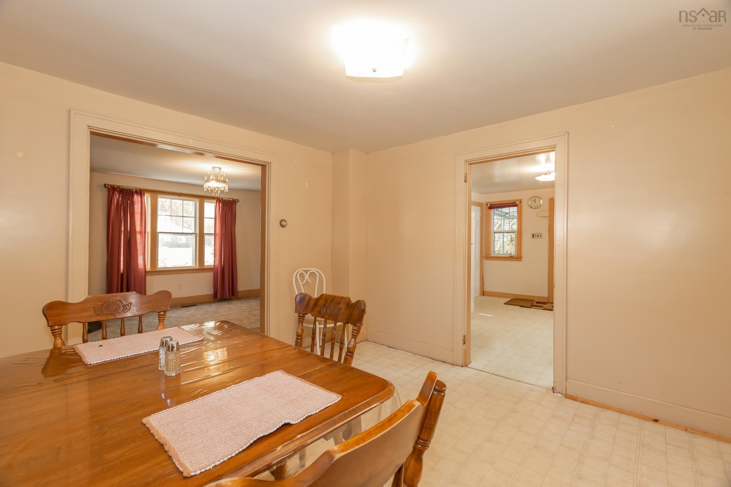 $325,000.00: 9495 Highway 10, Nictaux