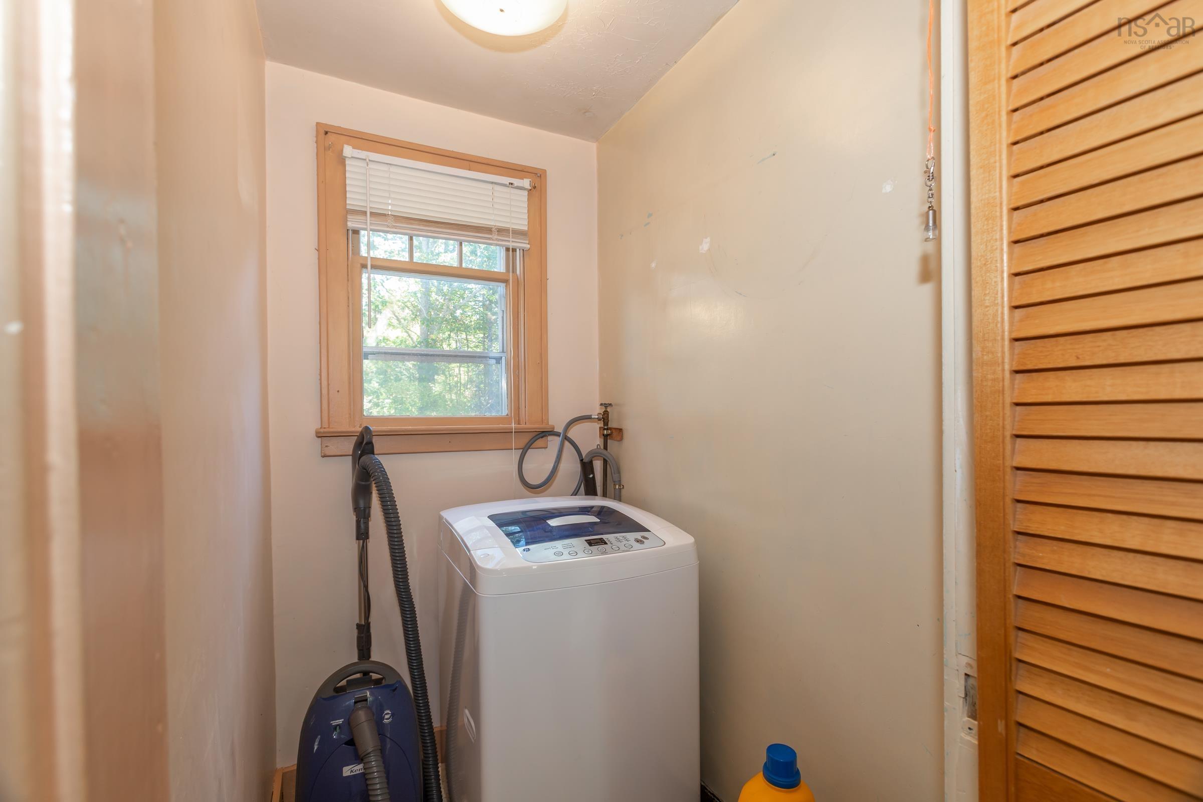 $325,000.00: 9495 Highway 10, Nictaux